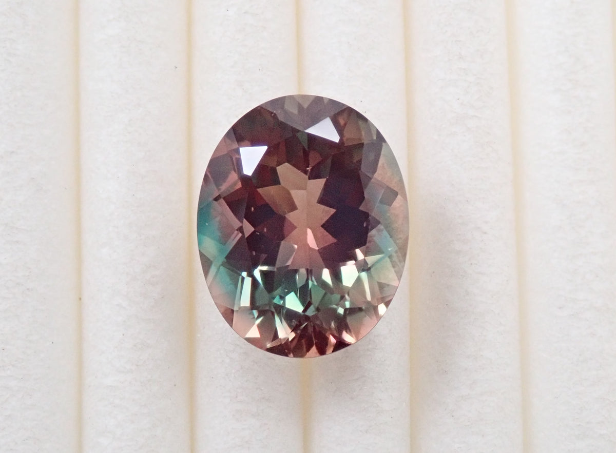 【12564372刊】蒙古產雙色拉長石 2.399ct 裸石