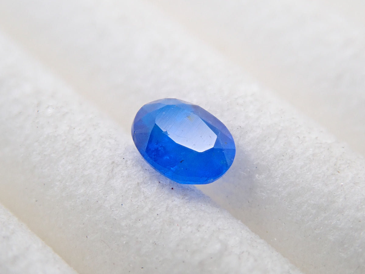 【12564551掲載】アフガニスタン産アウイナイト 0.082ctルース