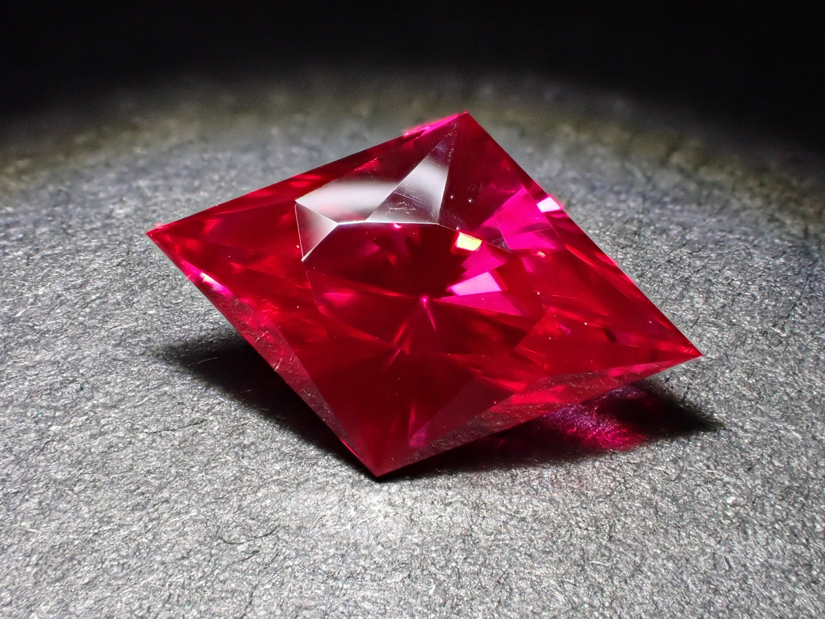 合成ルビー 1.182ctルース