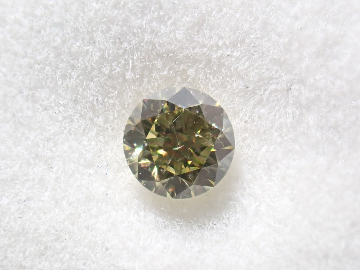【10/3 22點開賣】《限量6顆》含2顆用放大鏡可見愛心鑽石(0.20ct、0.16ct)的鑽石扭蛋(全數附分級鑑定書)《享多件優惠》