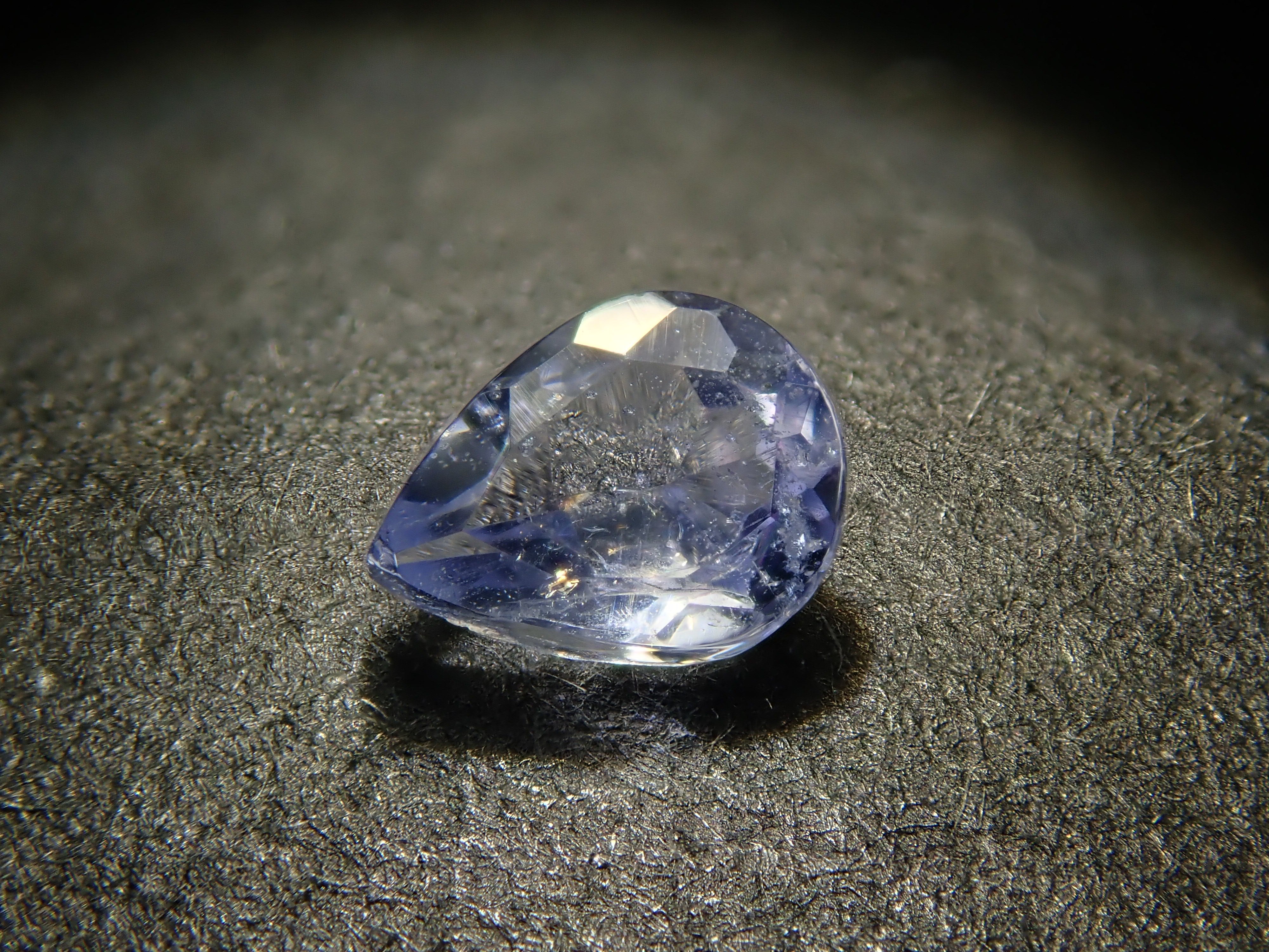 【10月8日晚間10點開售】阿富汗哈克曼石 0.134ct 裸石