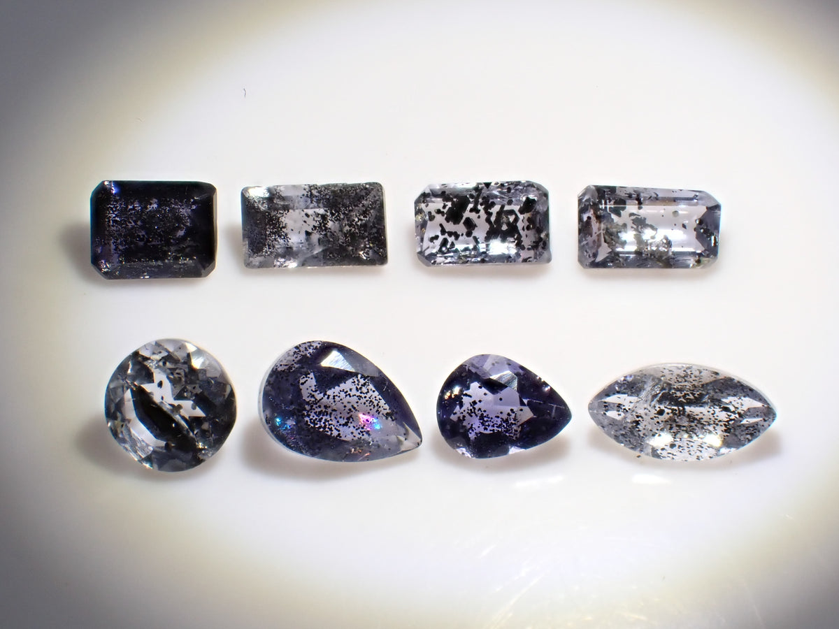 【11/1 22時販売】《限定8石》インド産アイオライトサンストーン1石ルース(平均0.32ct)《複数購入割引有》