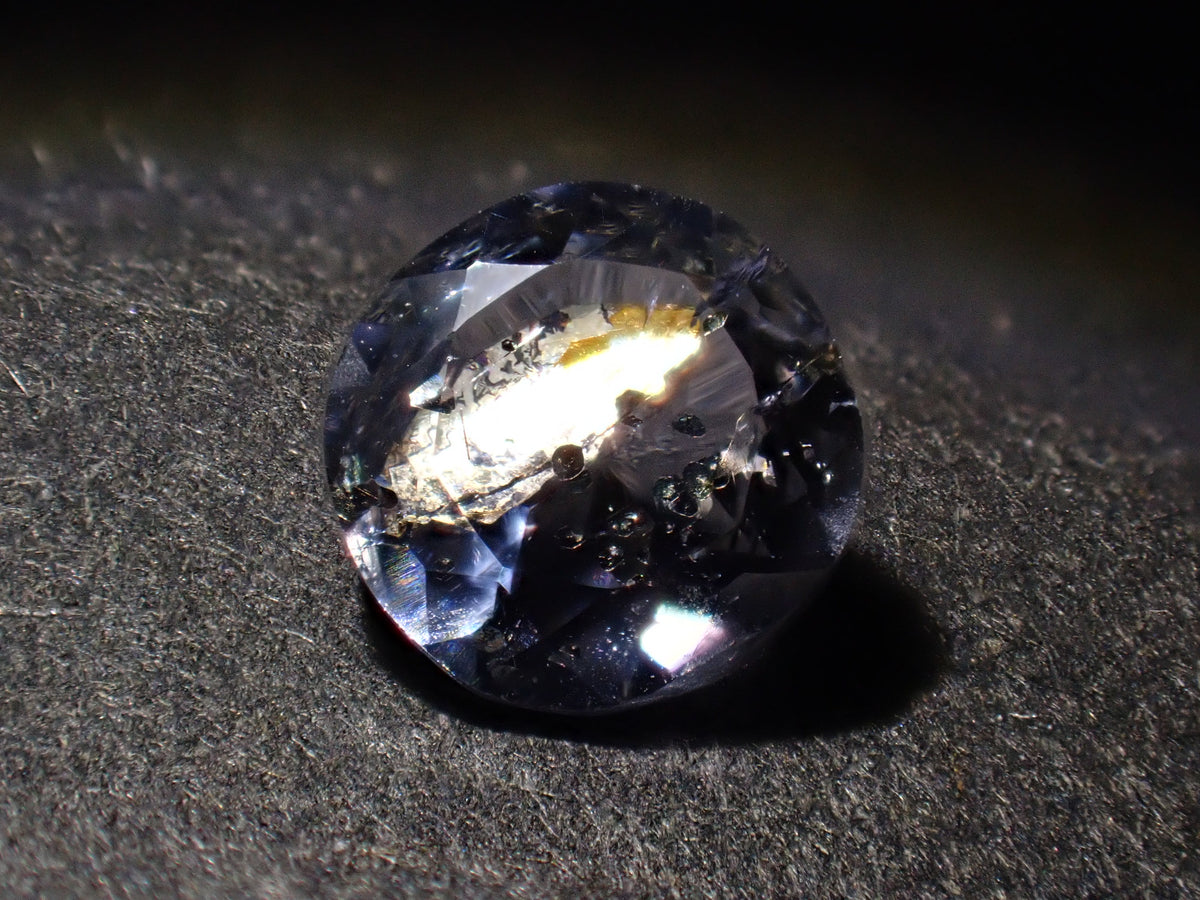 【11/1 22時販売】《限定8石》インド産アイオライトサンストーン1石ルース(平均0.32ct)《複数購入割引有》