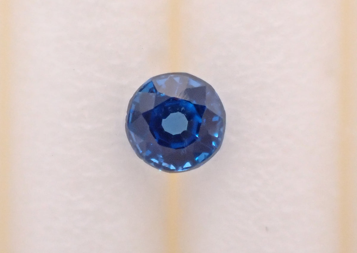 【10/11 22時販売】タンザニア産コバルトスピネル 2.3mm/0.070ctルース 鑑別書