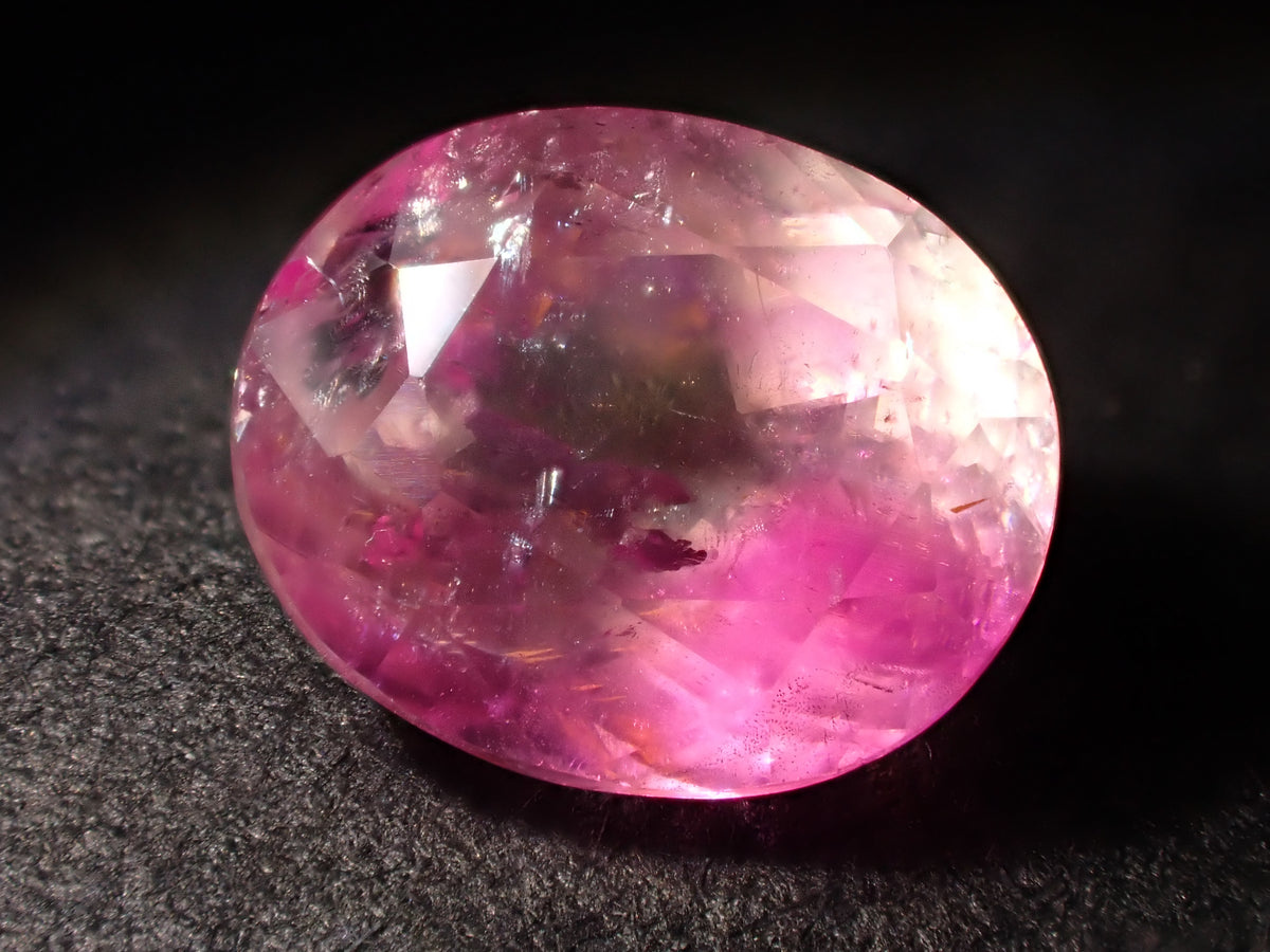 【12564603掲載】ドロマイト 0.883ctルース
