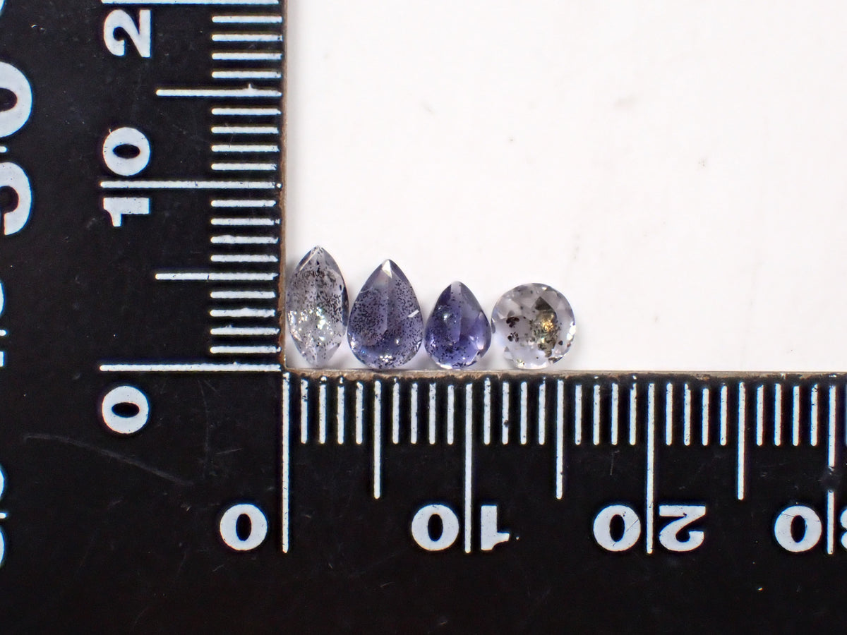 【11/1 22時販売】《限定8石》インド産アイオライトサンストーン1石ルース(平均0.32ct)《複数購入割引有》