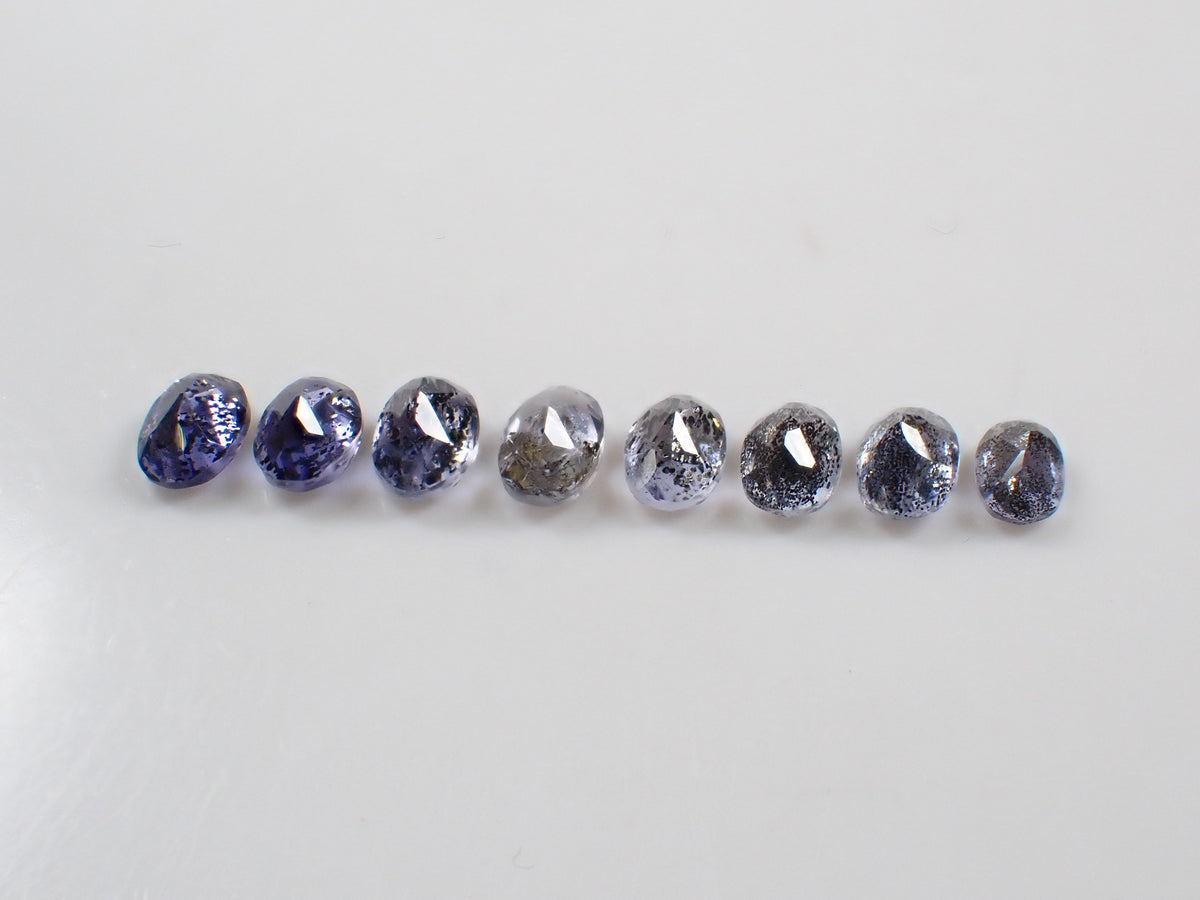 【11/1 22時販売】《限定8石》インド産アイオライトサンストーン1石ルース(平均0.4ct,オーバルカット)《複数購入割引有》
