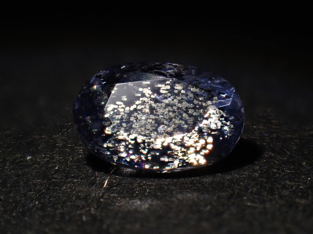 【11/1 22時販売】《限定8石》インド産アイオライトサンストーン1石ルース(平均0.4ct,オーバルカット)《複数購入割引有》