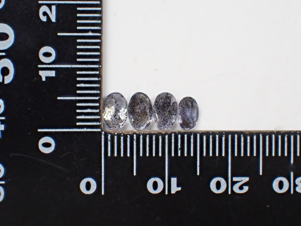 【11/1 22時販売】《限定8石》インド産アイオライトサンストーン1石ルース(平均0.4ct,オーバルカット)《複数購入割引有》