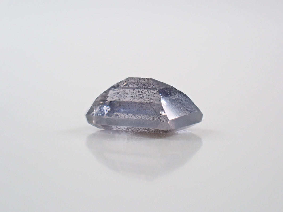 【10/12 22時販売】インド産アイオライトサンストーン 1.064ctルース