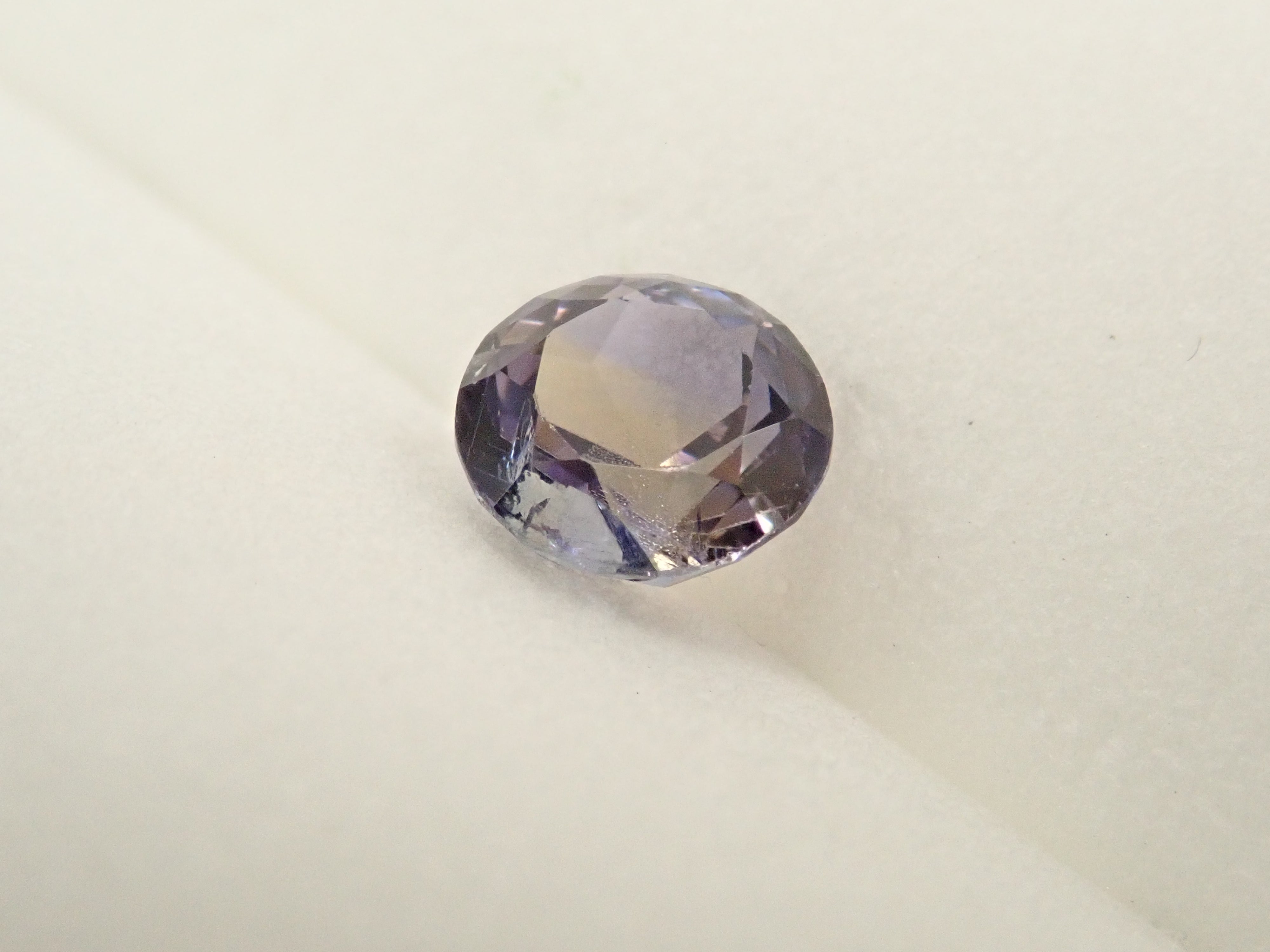 【10/20 22時販売】タンザニア産バイカラーゾイサイト 5.5mm/0.745ctルース