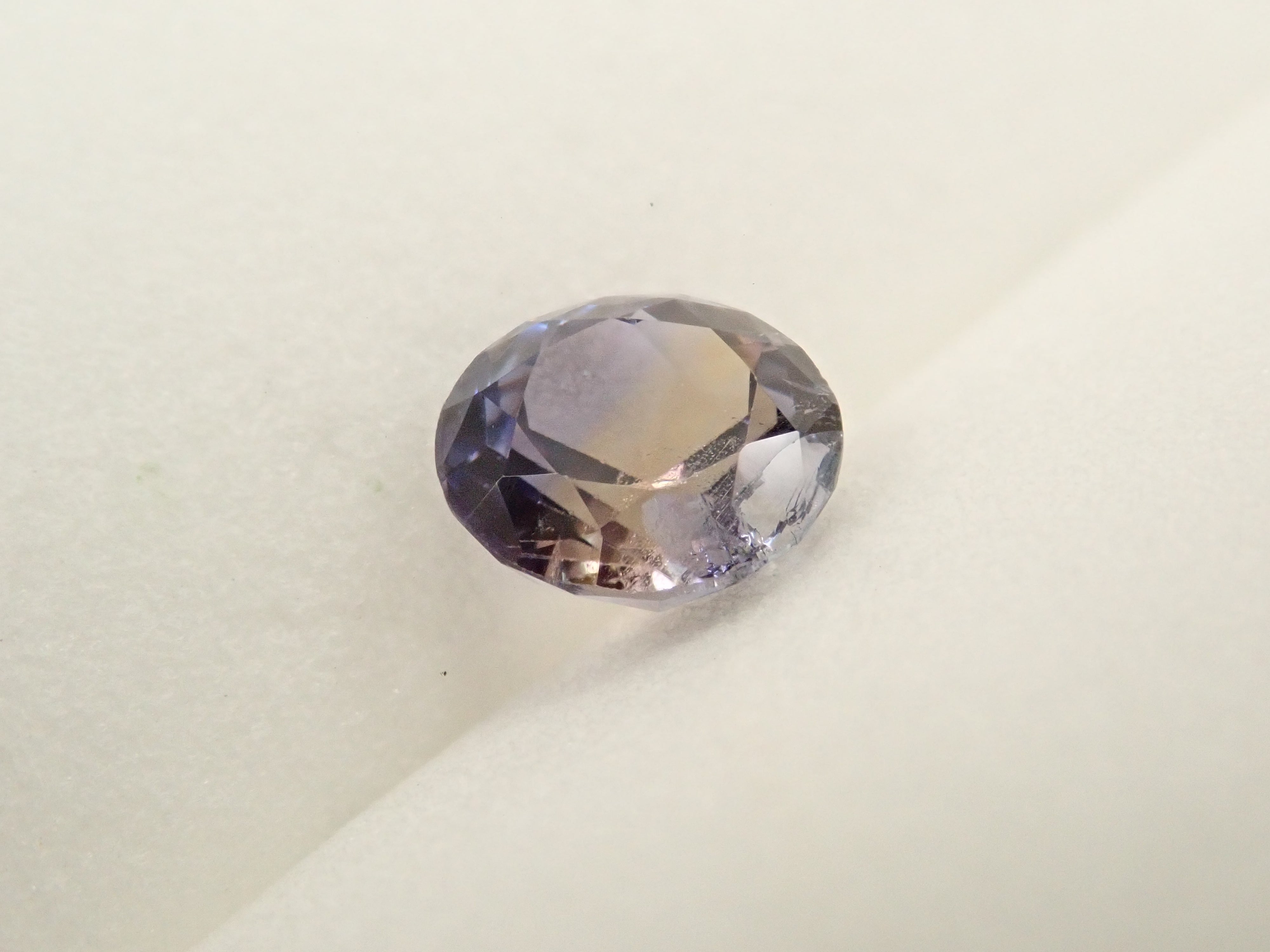 【10/20 22時販売】タンザニア産バイカラーゾイサイト 5.5mm/0.745ctルース