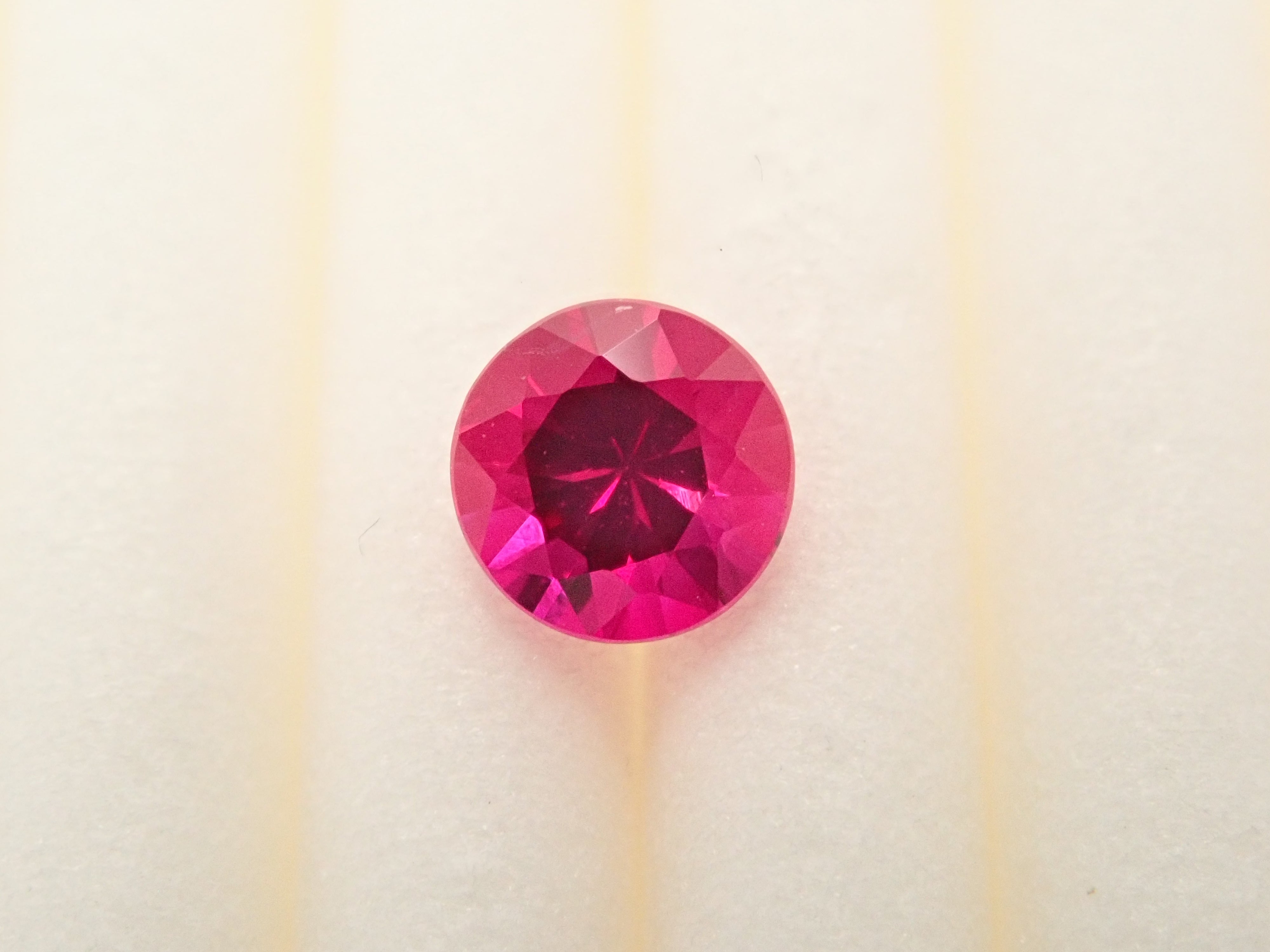 【10/17 22時販売】ピジョンブラッドルビー 4.0mm/0.290ctルース AIGS