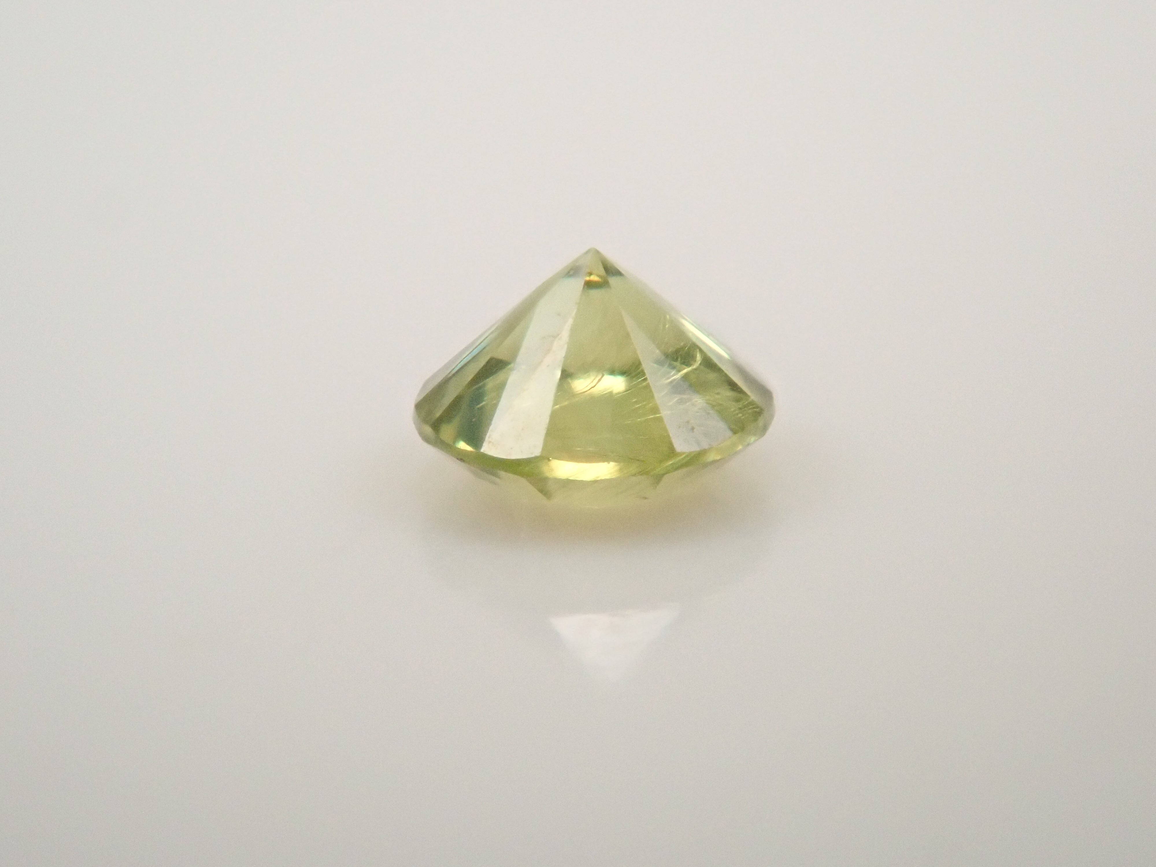 【10/25 22時販売】ロシア産デマントイドガーネット(ホーステール認む) 2.5mm/0.073ctルース