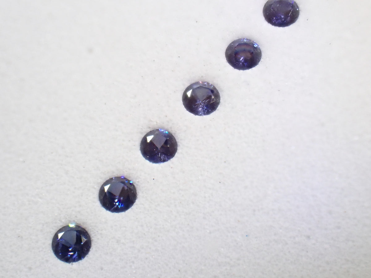 Benitoite Gradation 6 Stone Set (2.0mm, Round Cut, Including Top Quality) 《Multiple Purchase Discount Available》