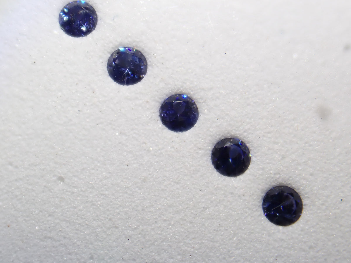 Benitoite Gradation 6 Stone Set (2.0mm, Round Cut, Including Top Quality) 《Multiple Purchase Discount Available》