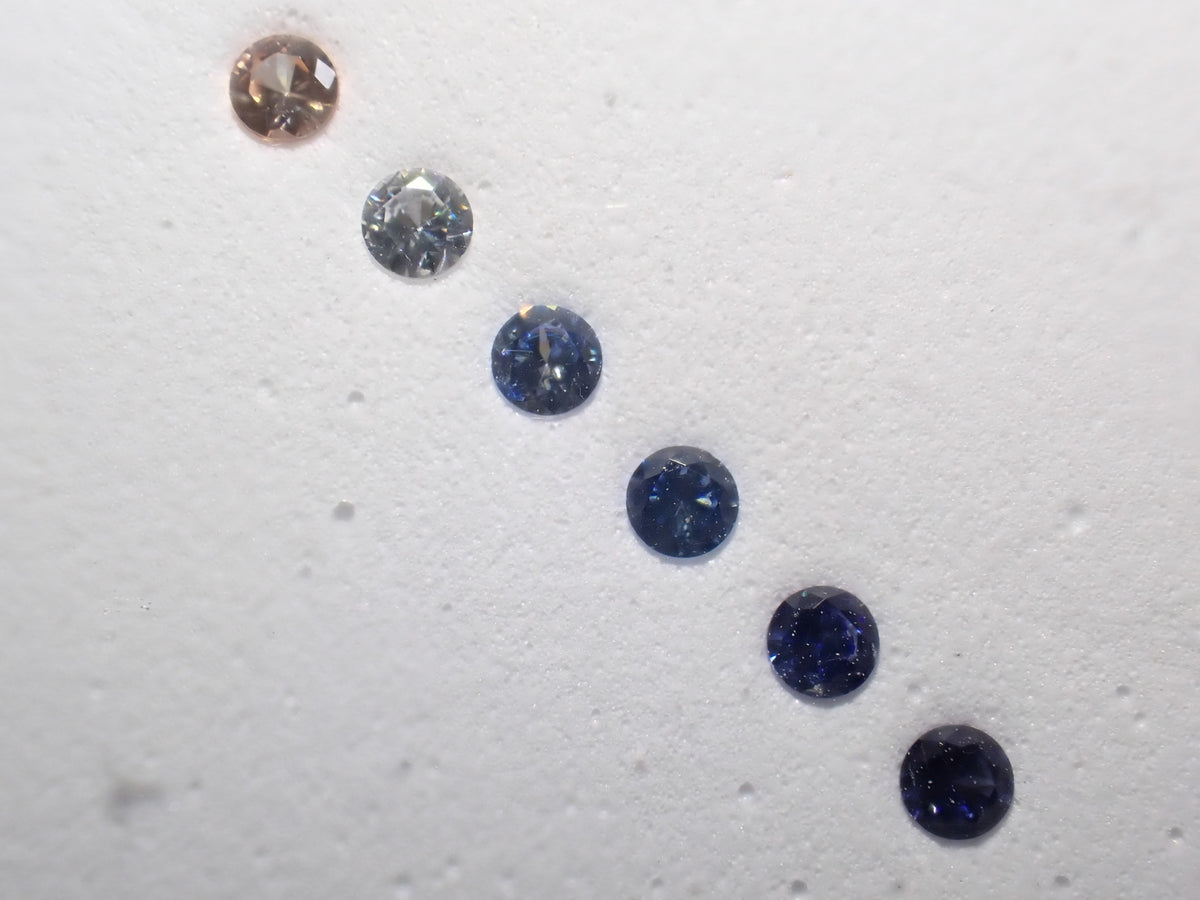 Benitoite Gradation 6 Stone Set (2.0mm, Round Cut, Including Top Quality) 《Multiple Purchase Discount Available》