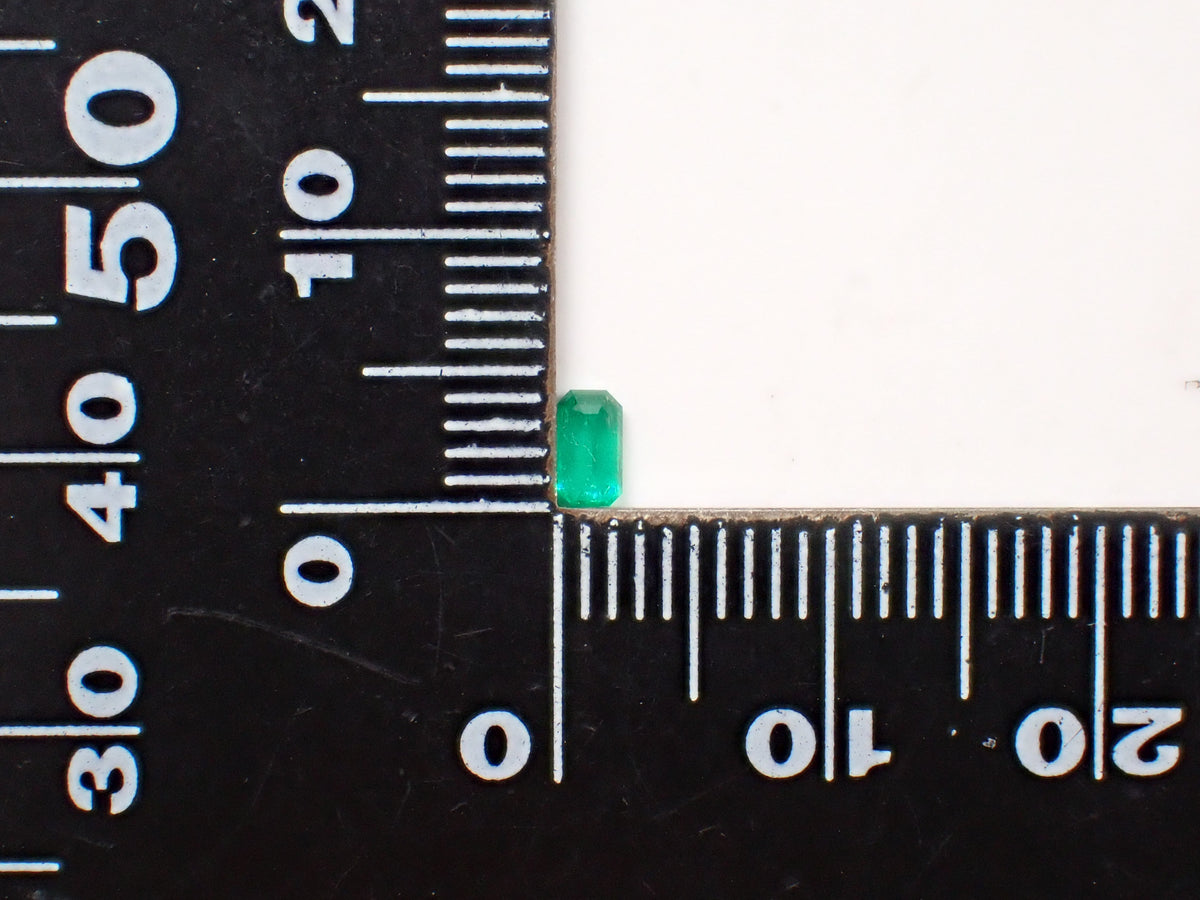【10/22 22時販売】コロンビア産エメラルド 0.167ctルース