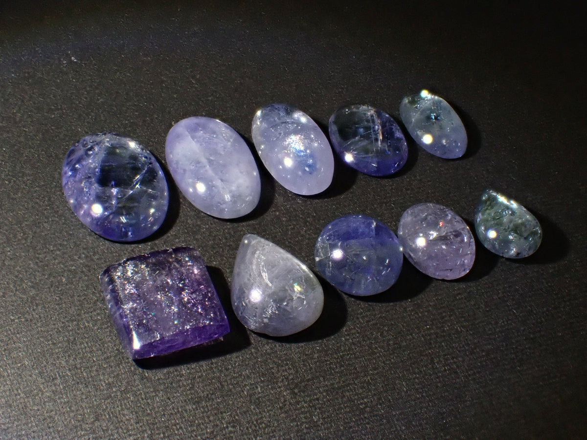 【10/24 22時販売】《限定10石》タンザニア産ゾイサイトガチャ(平均3.5ct、カボションカット、含浸処理)《複数購入割引有》