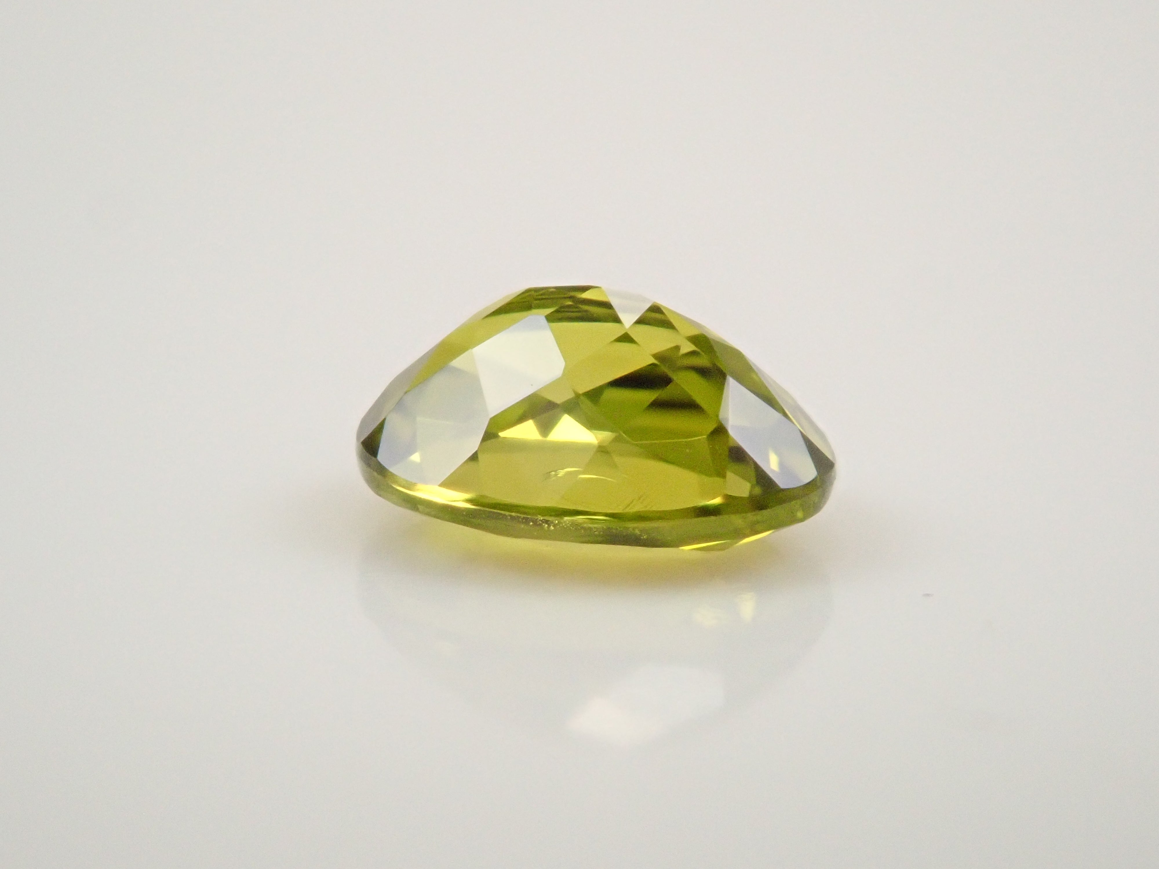 【10/24 22時販売】インド産クリソベリル 0.424ctルース(カナリーイエロー)