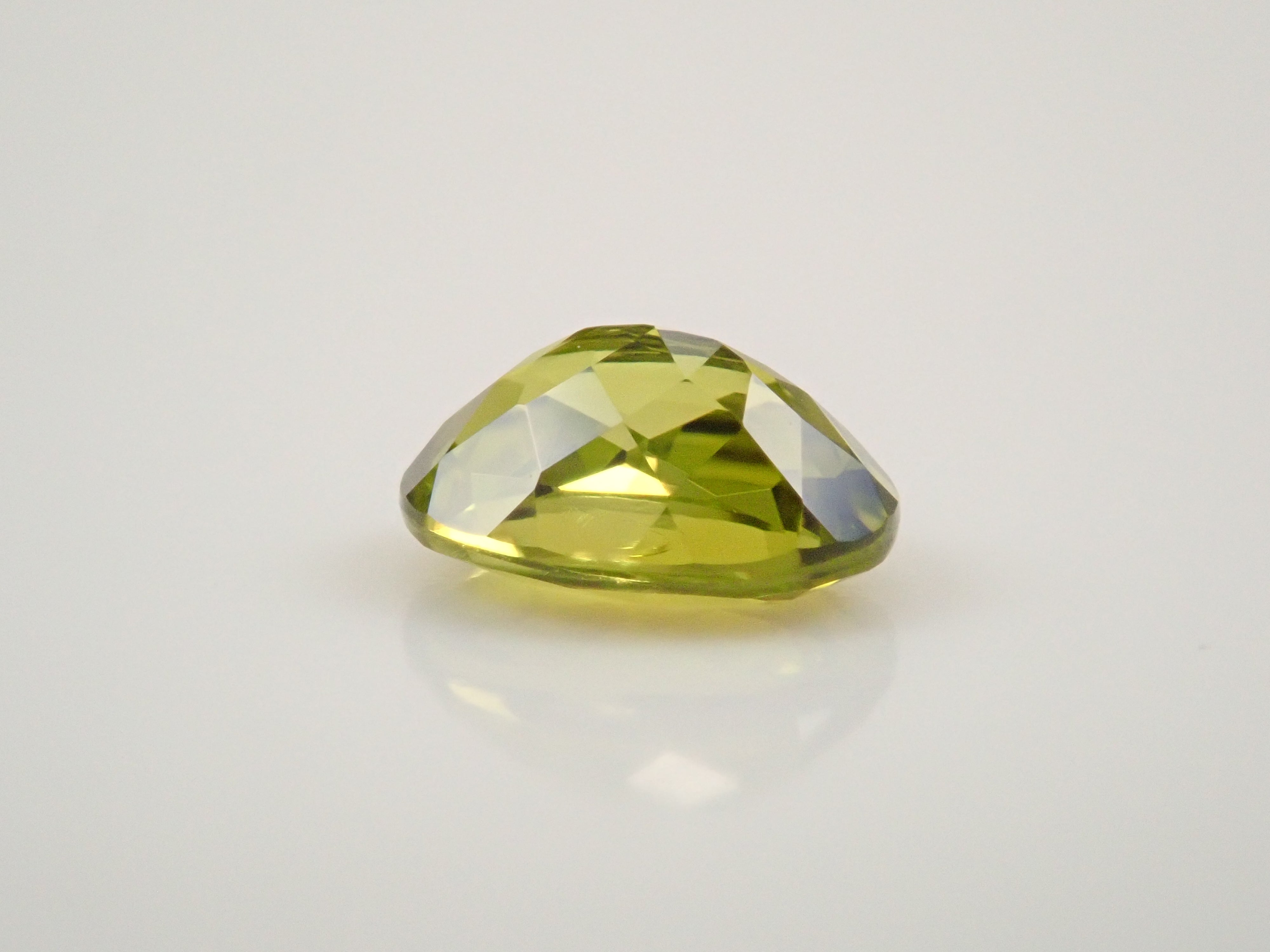 【10/24 22時販売】インド産クリソベリル 0.424ctルース(カナリーイエロー)