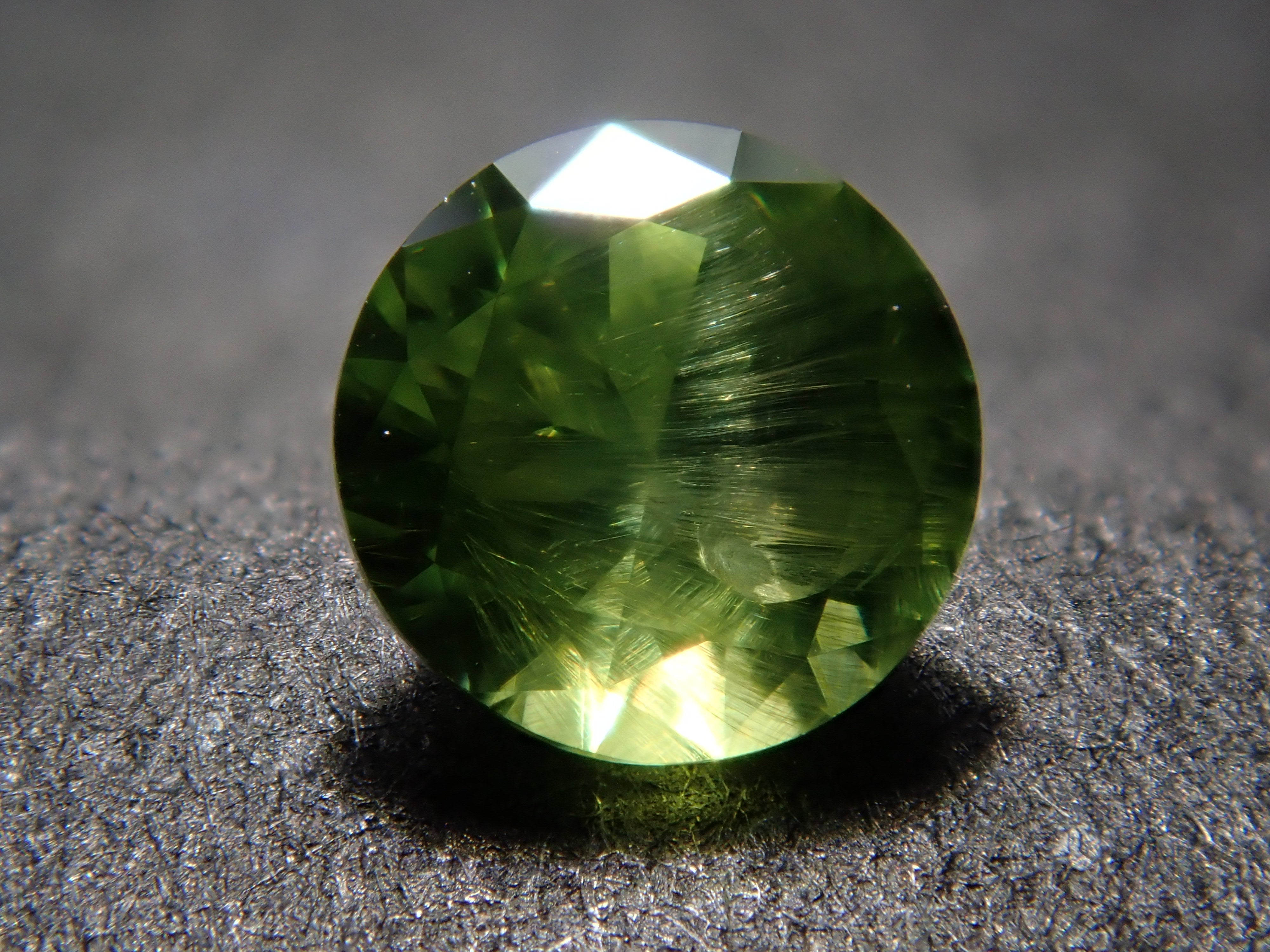 Russian Demantoid Garnet (Horsetail) 0.265ct Loose Stone