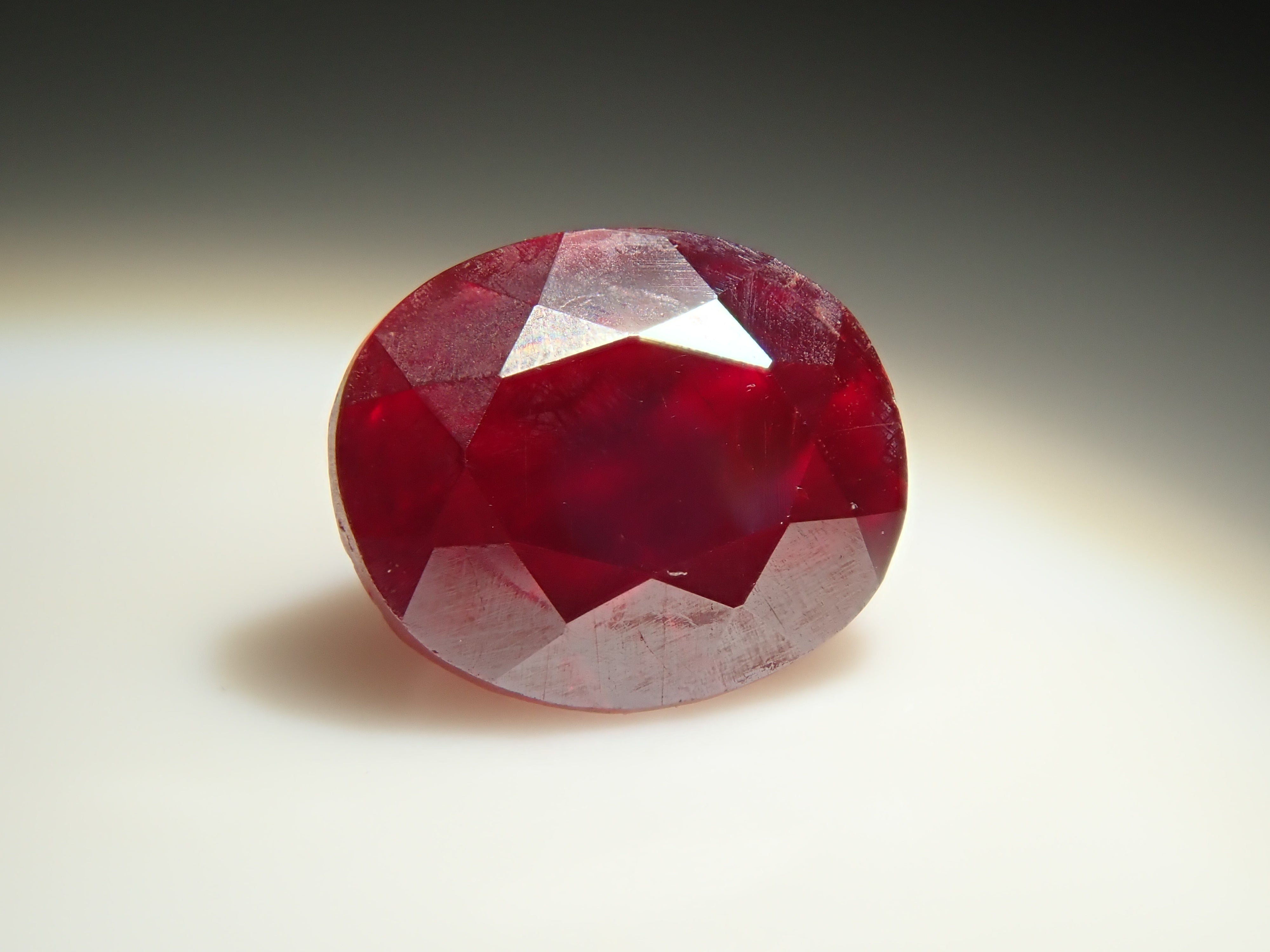 【1月10日晚間10點開售】1.347克拉中國硃砂裸石,附真品證書