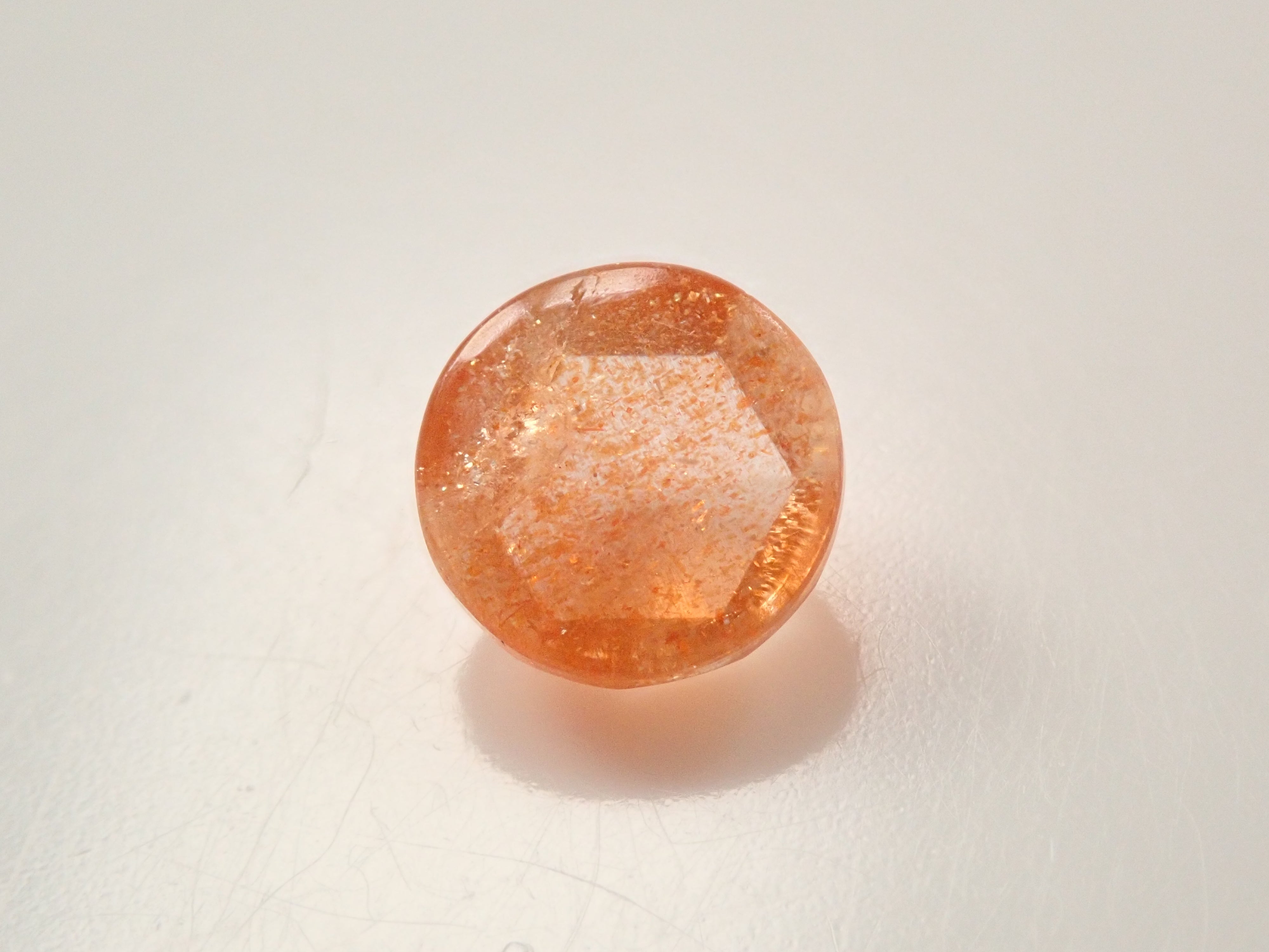 【11/10 22時販売】タンザニア産サンストーン(イリュージョンサンストーン) 6.3mm/0.911ctルース(ローズカット)