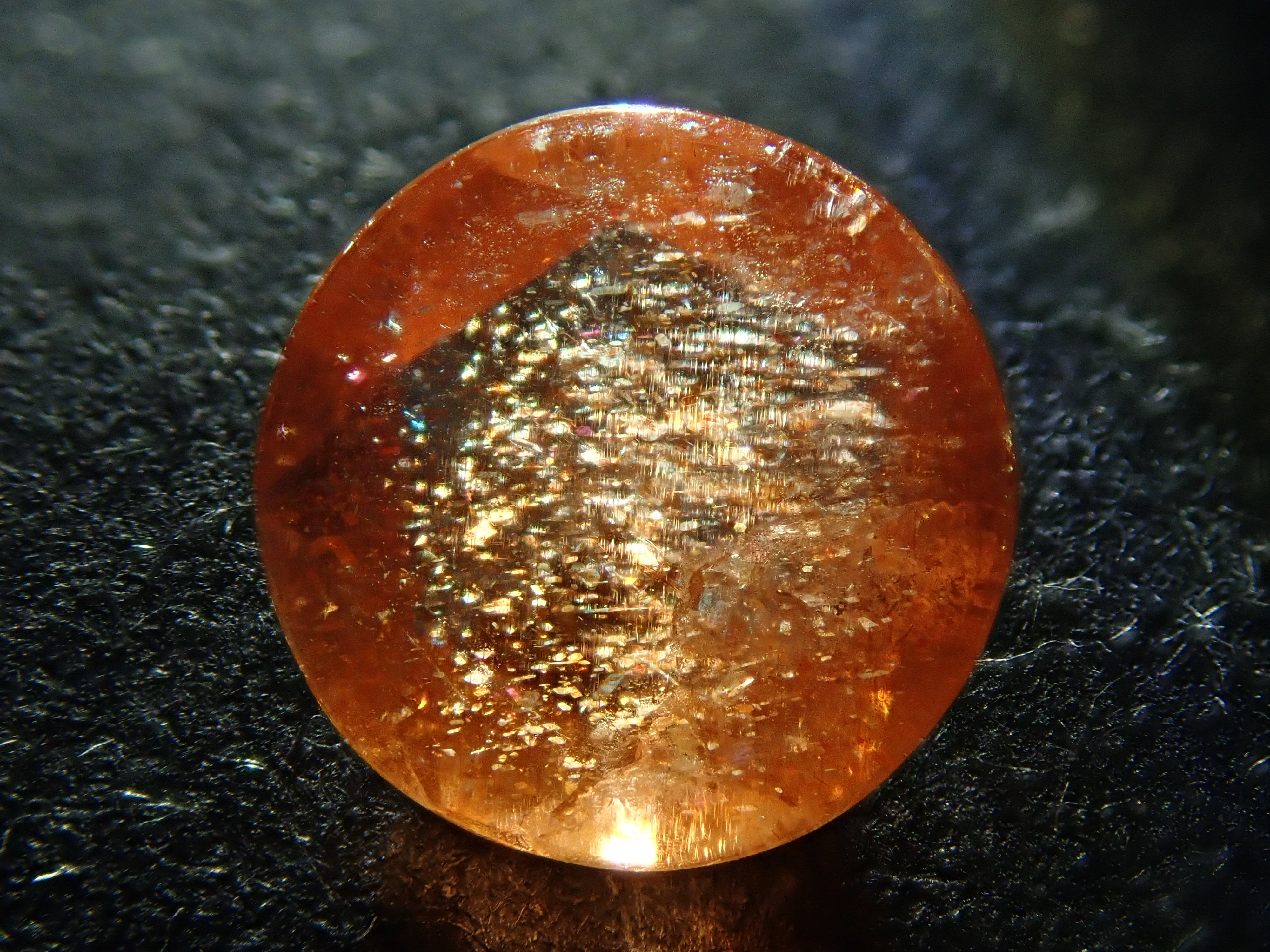 【11/10 22時販売】タンザニア産サンストーン(イリュージョンサンストーン) 6.3mm/0.911ctルース(ローズカット)