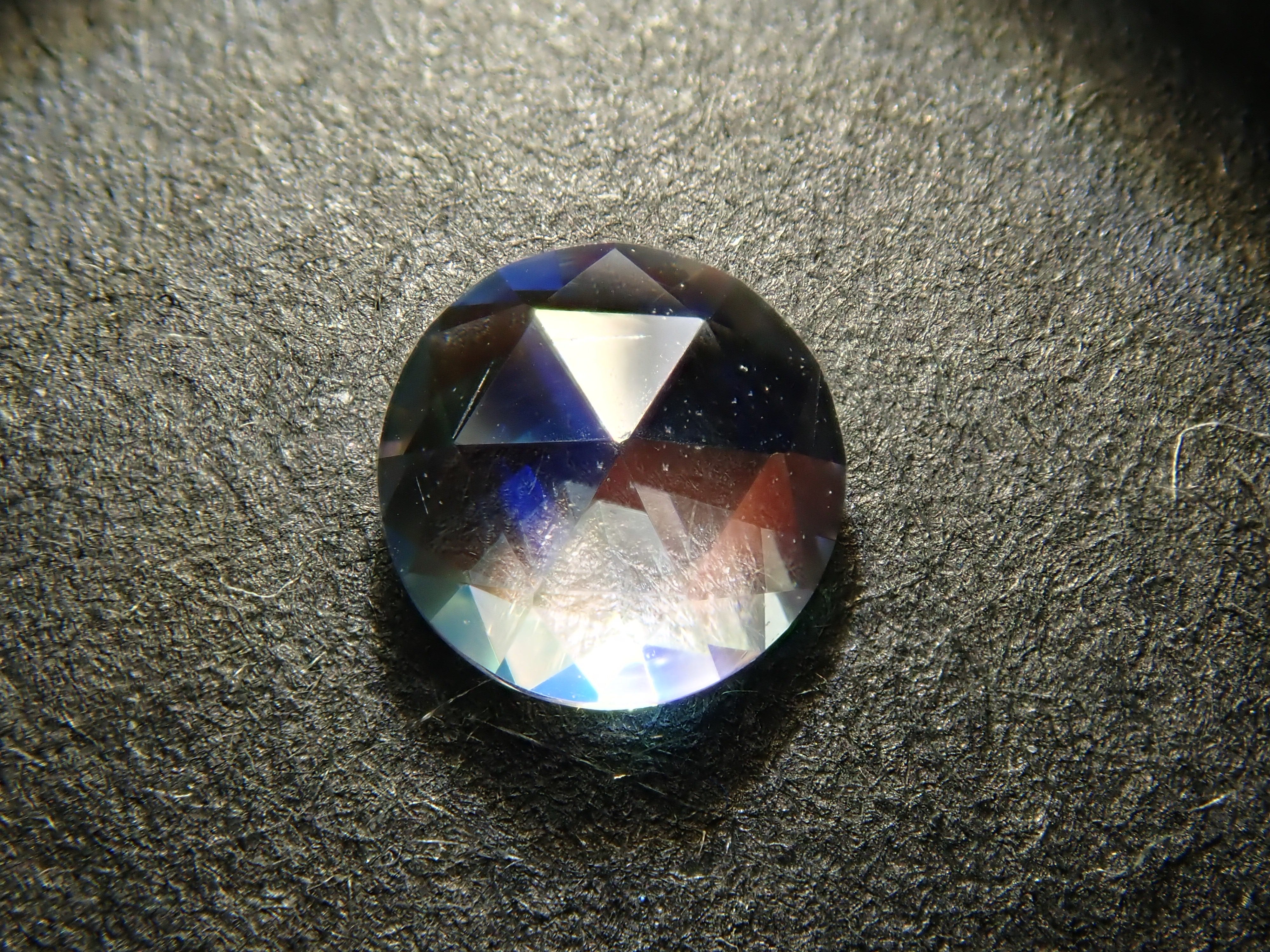 【11/10 22時販売】タンザニア産アンデシン・ラブラドライト(通称名 レインボームーンストーン) 4.3mm/0.238ctルース(ローズカット)