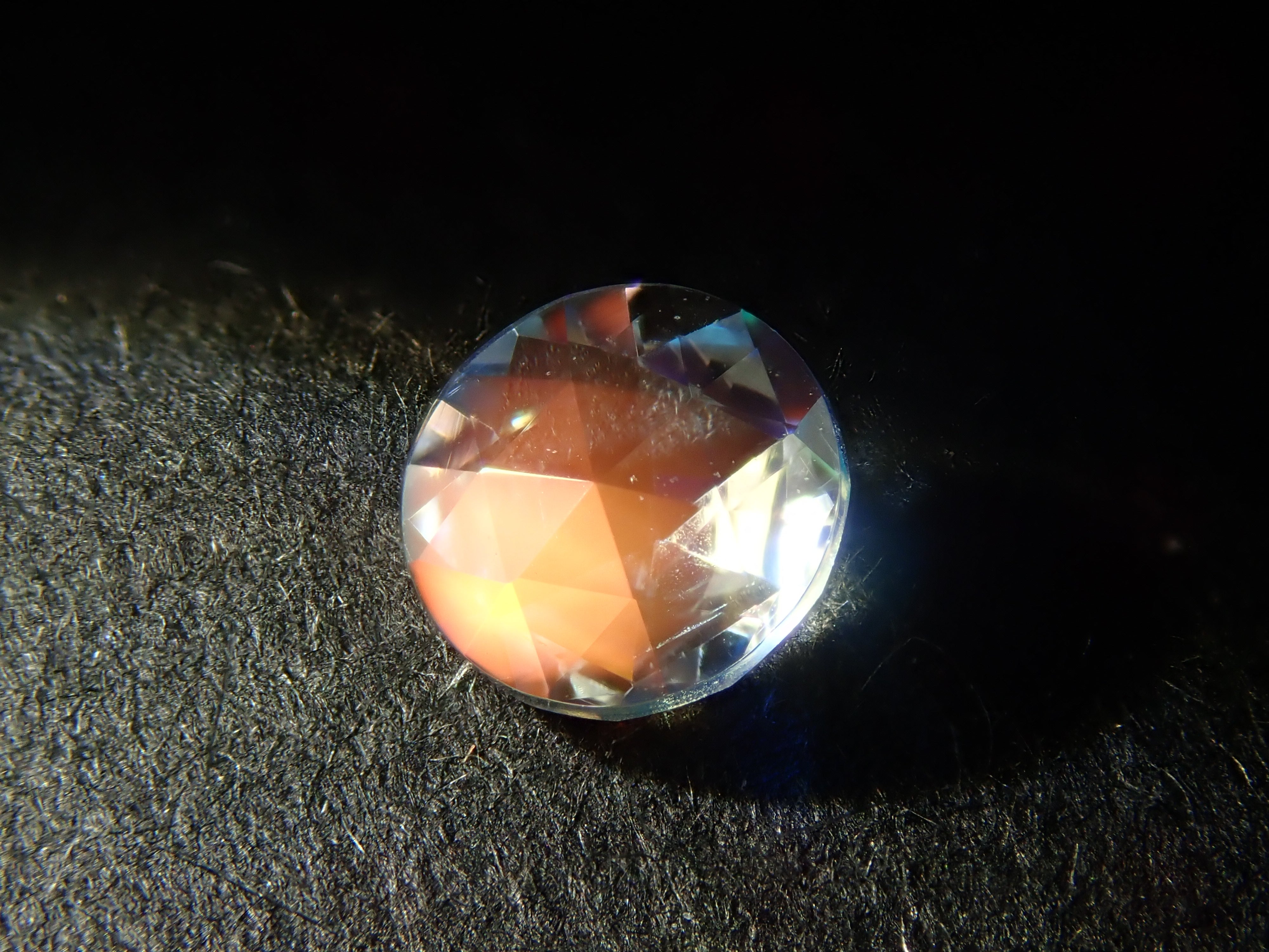 【11/10 22時販売】タンザニア産アンデシン・ラブラドライト(通称名 レインボームーンストーン) 4.3mm/0.238ctルース(ローズカット)