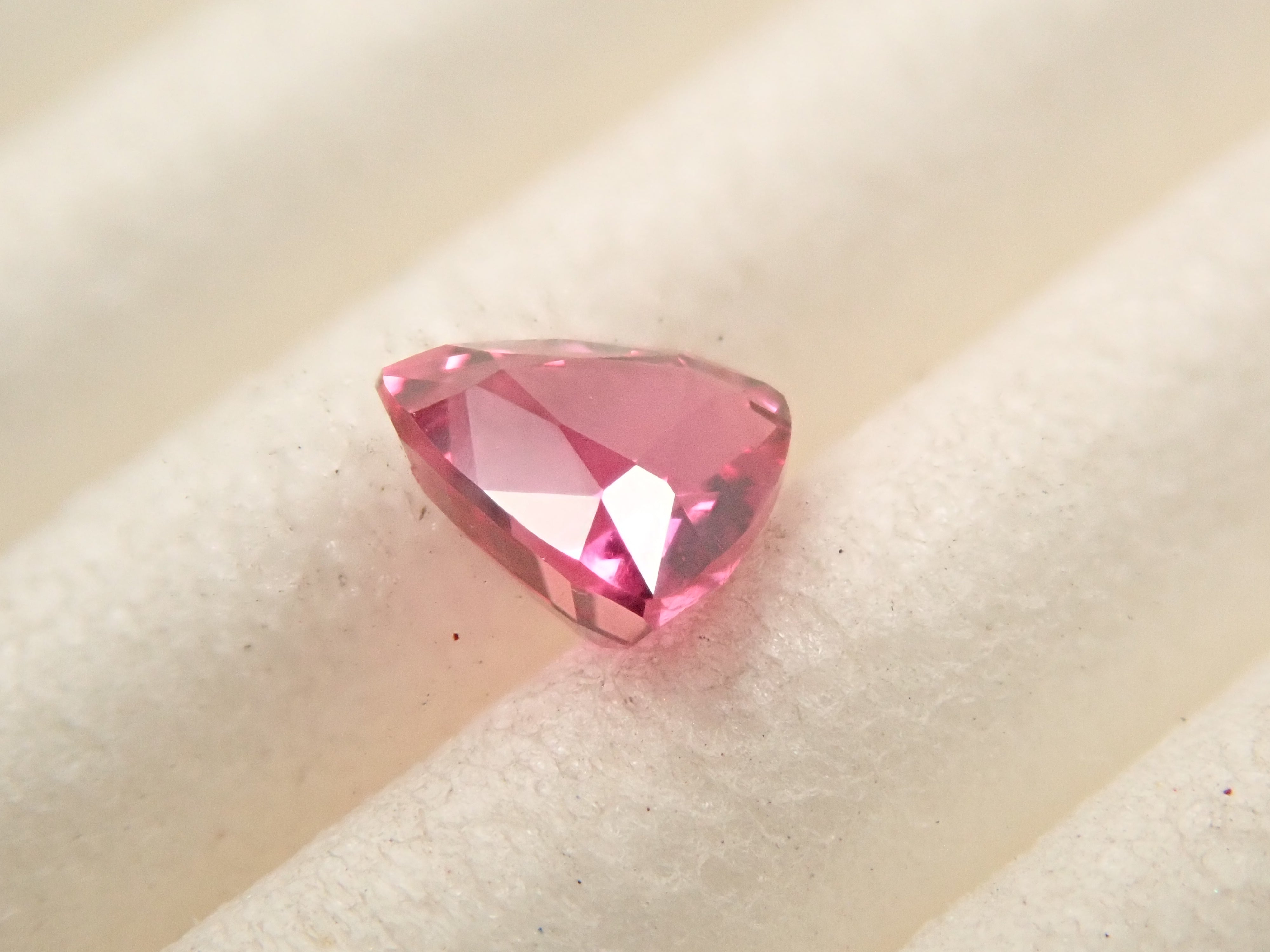 【12/6 時販売】モザンビーク産ルビー 0.252ctルース