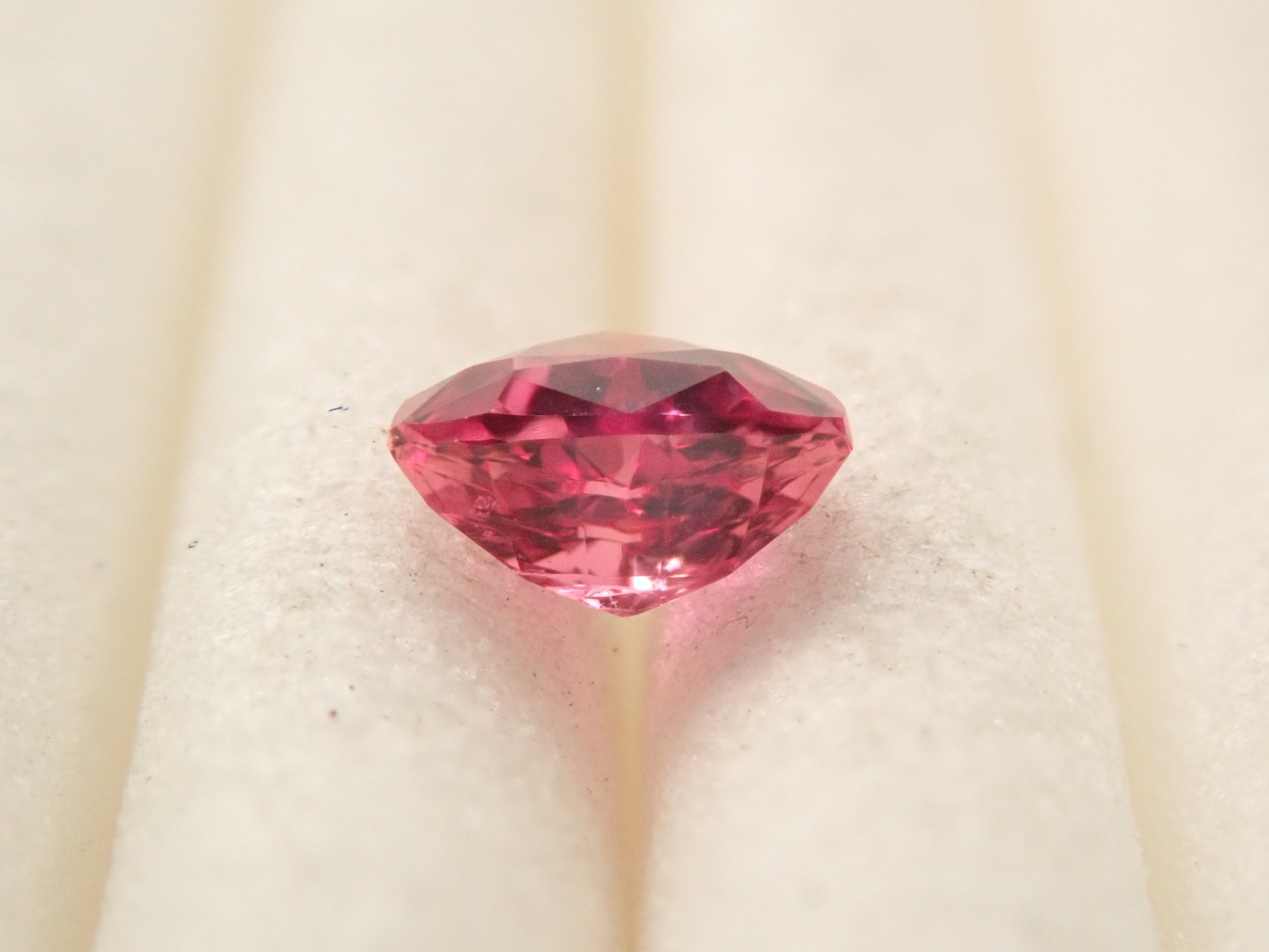 【12/6 時販売】モザンビーク産ルビー 0.252ctルース