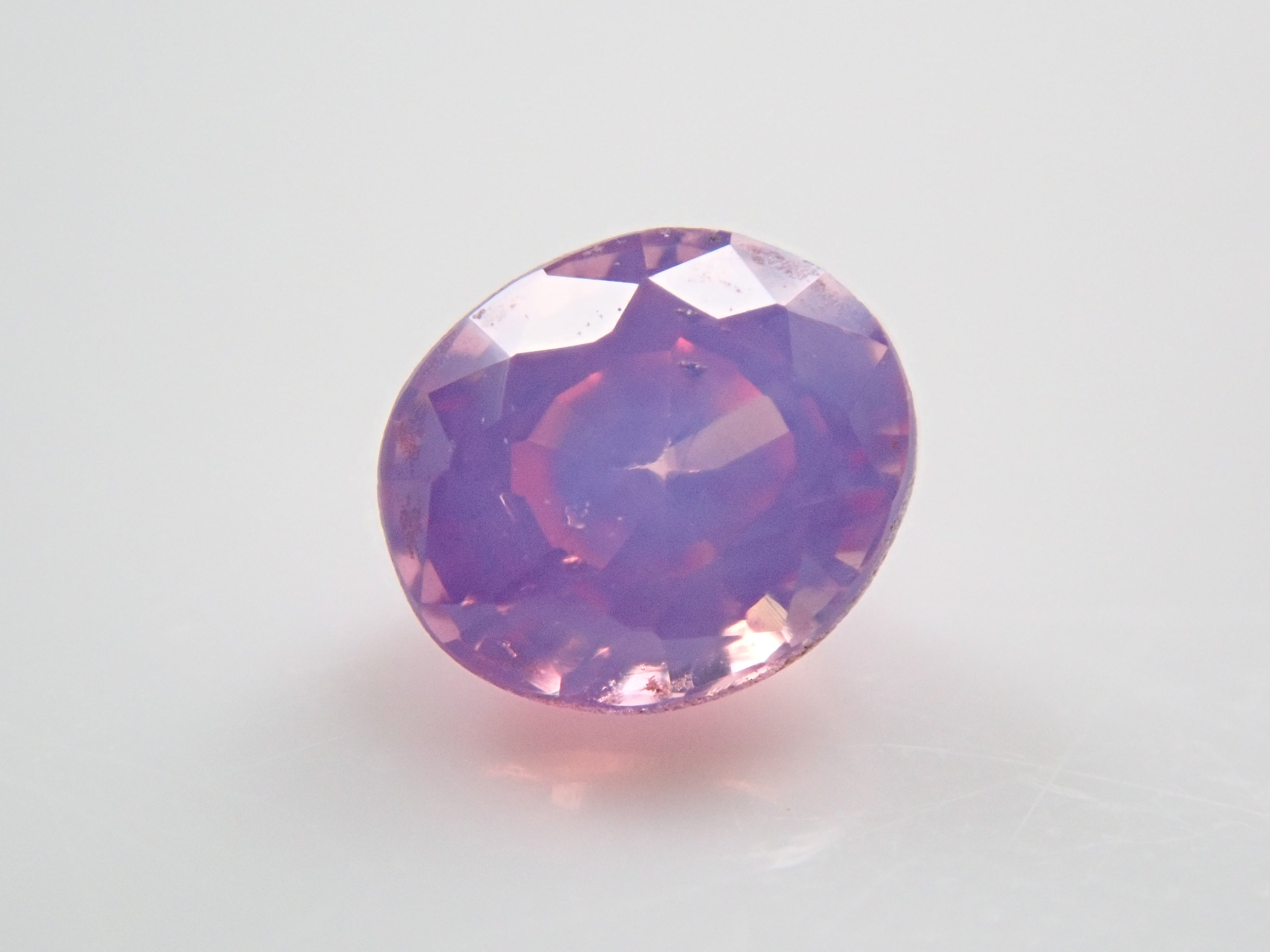 ベトナム産非加熱シルキーピンクサファイア 0.175ctルース