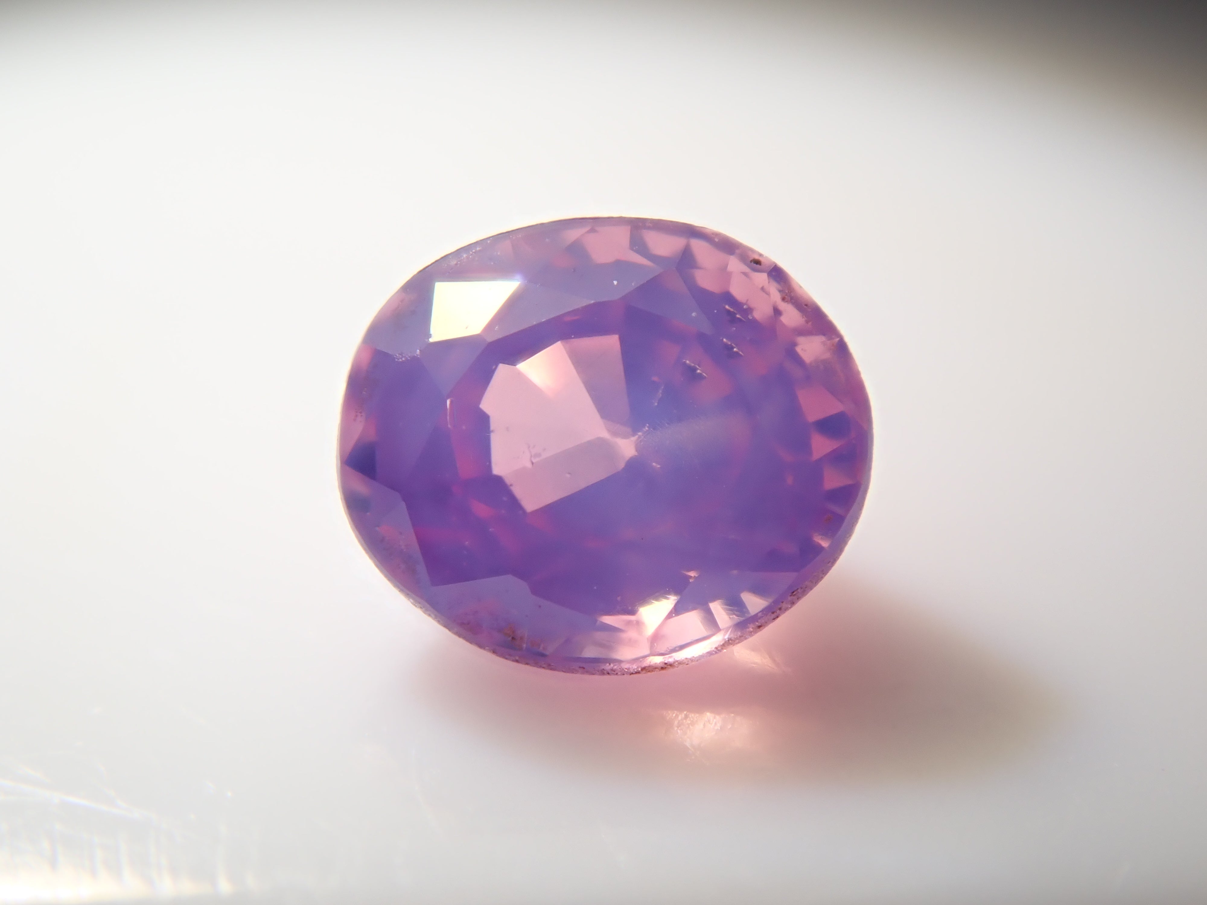 ベトナム産非加熱シルキーピンクサファイア 0.175ctルース