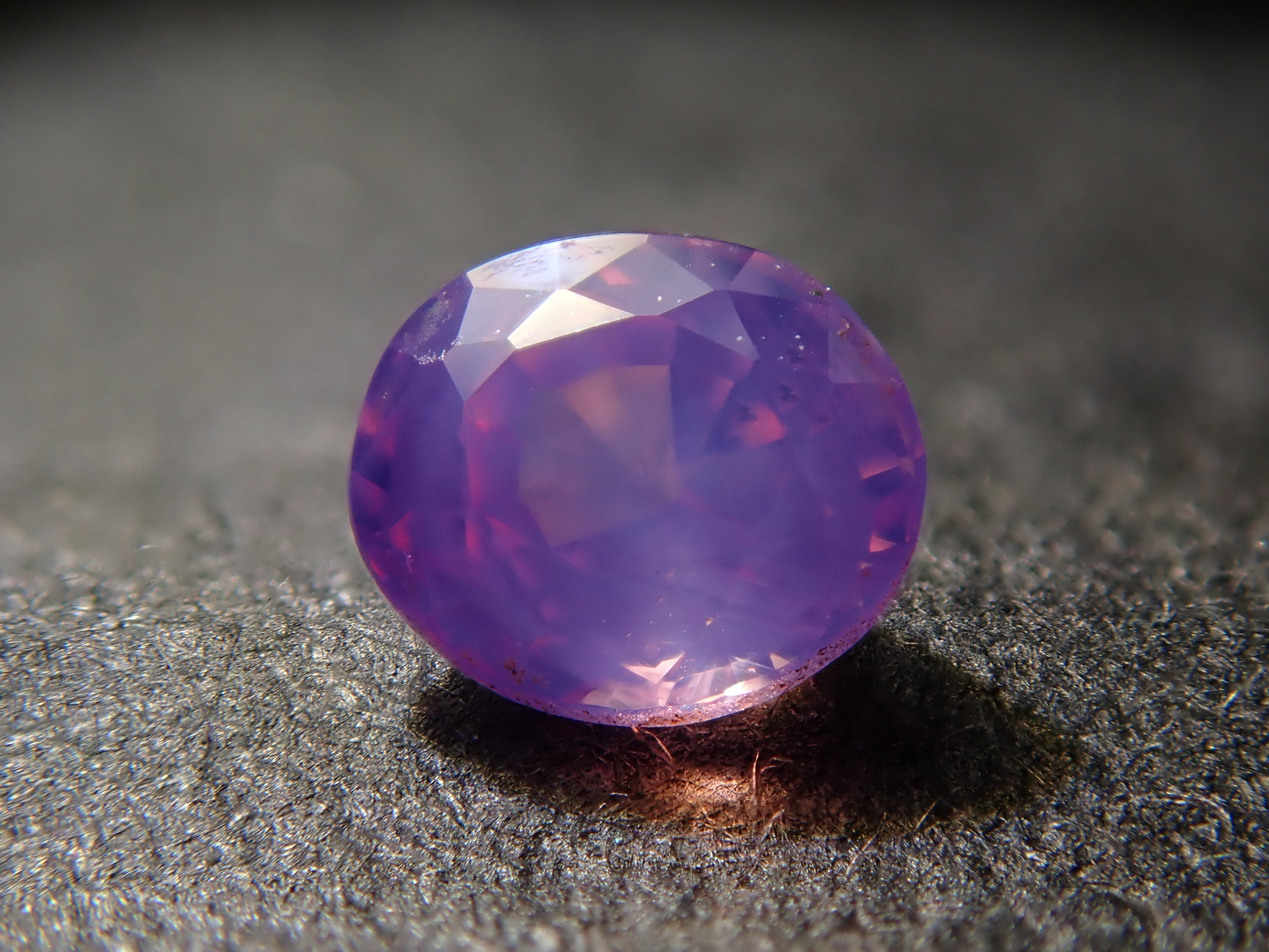 ベトナム産非加熱シルキーピンクサファイア 0.175ctルース