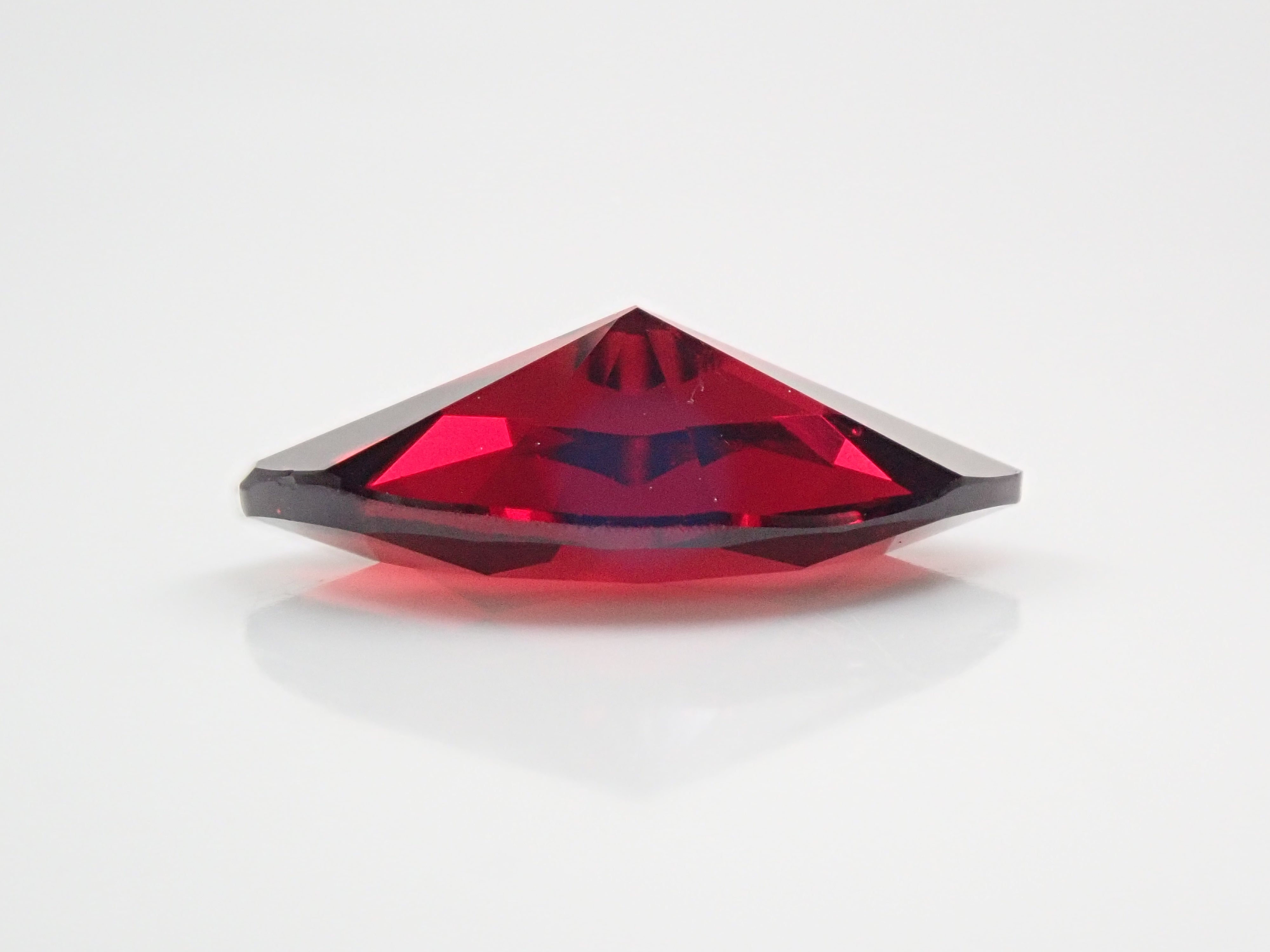 アルマンディンガーネット 4.632ctルース