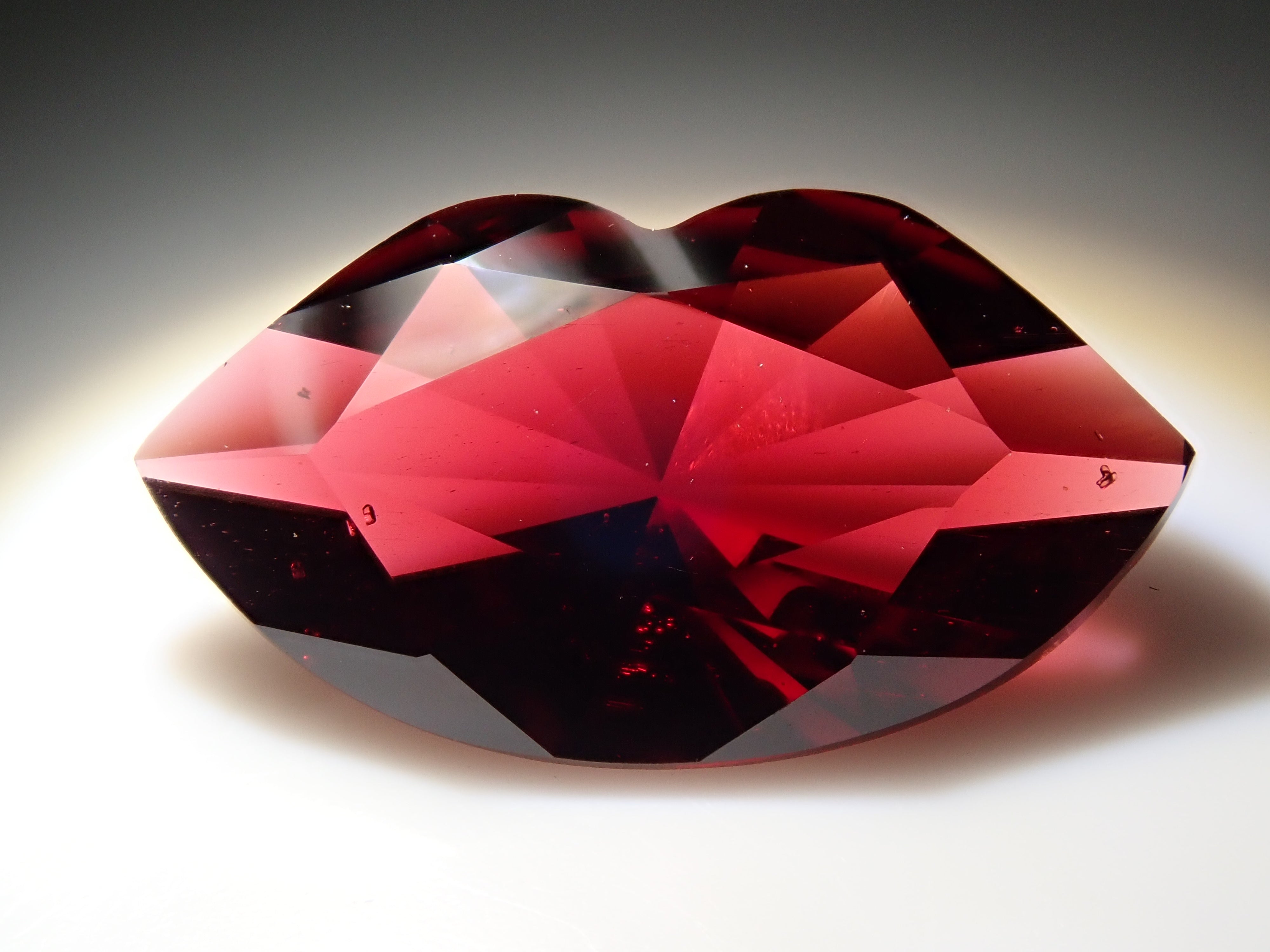 アルマンディンガーネット 4.632ctルース