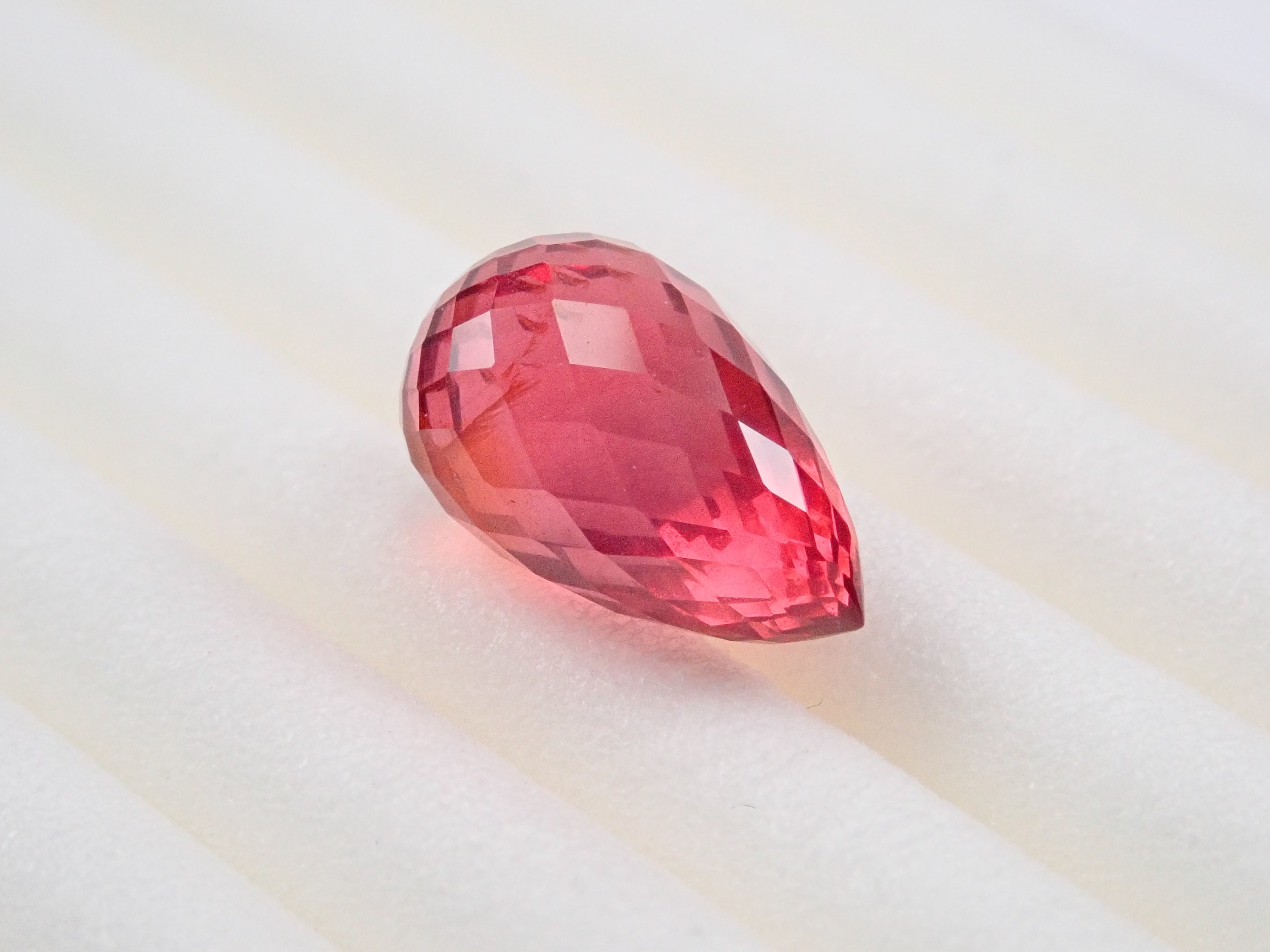 ピンクスピネル 1.870ctルース