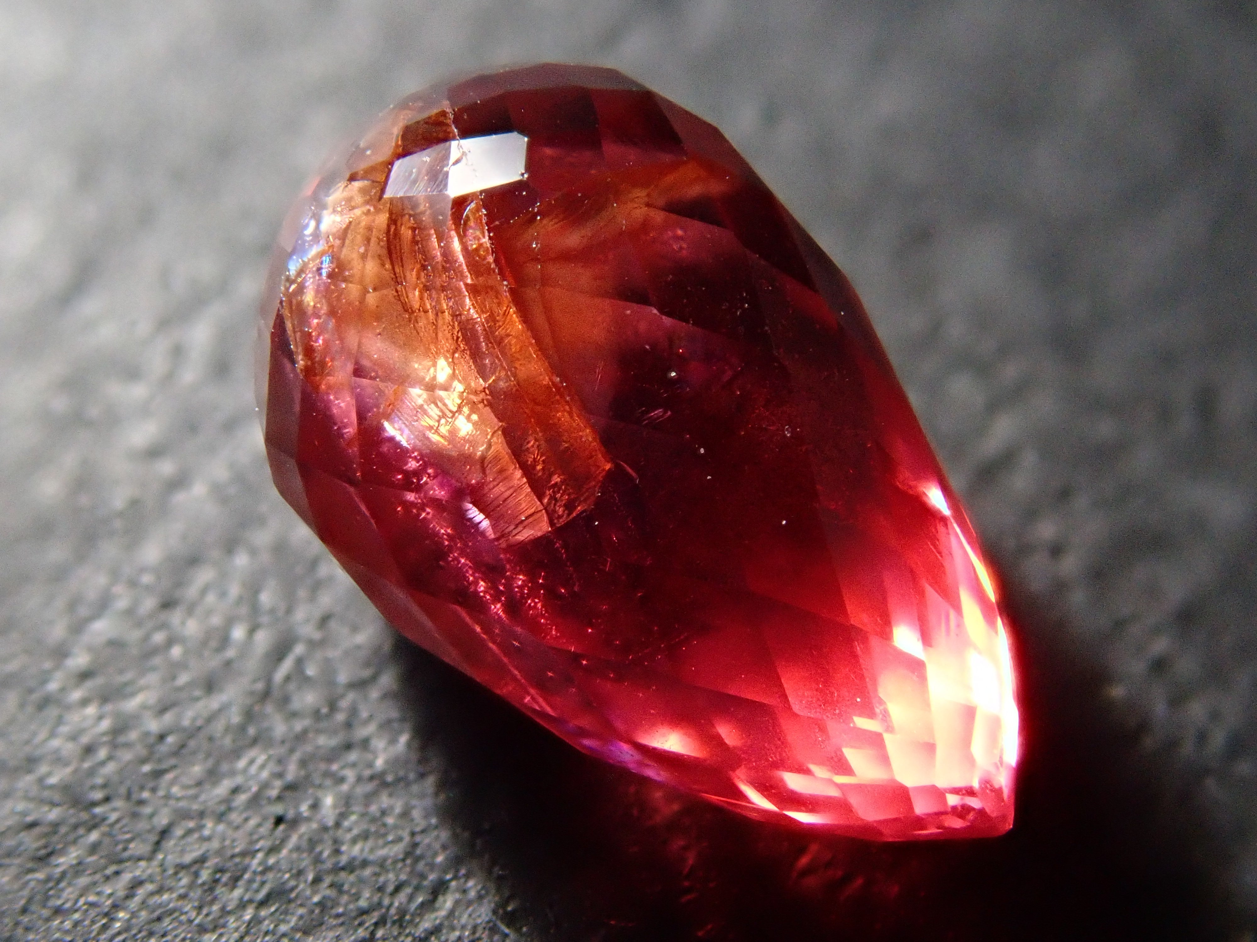 ピンクスピネル 1.870ctルース