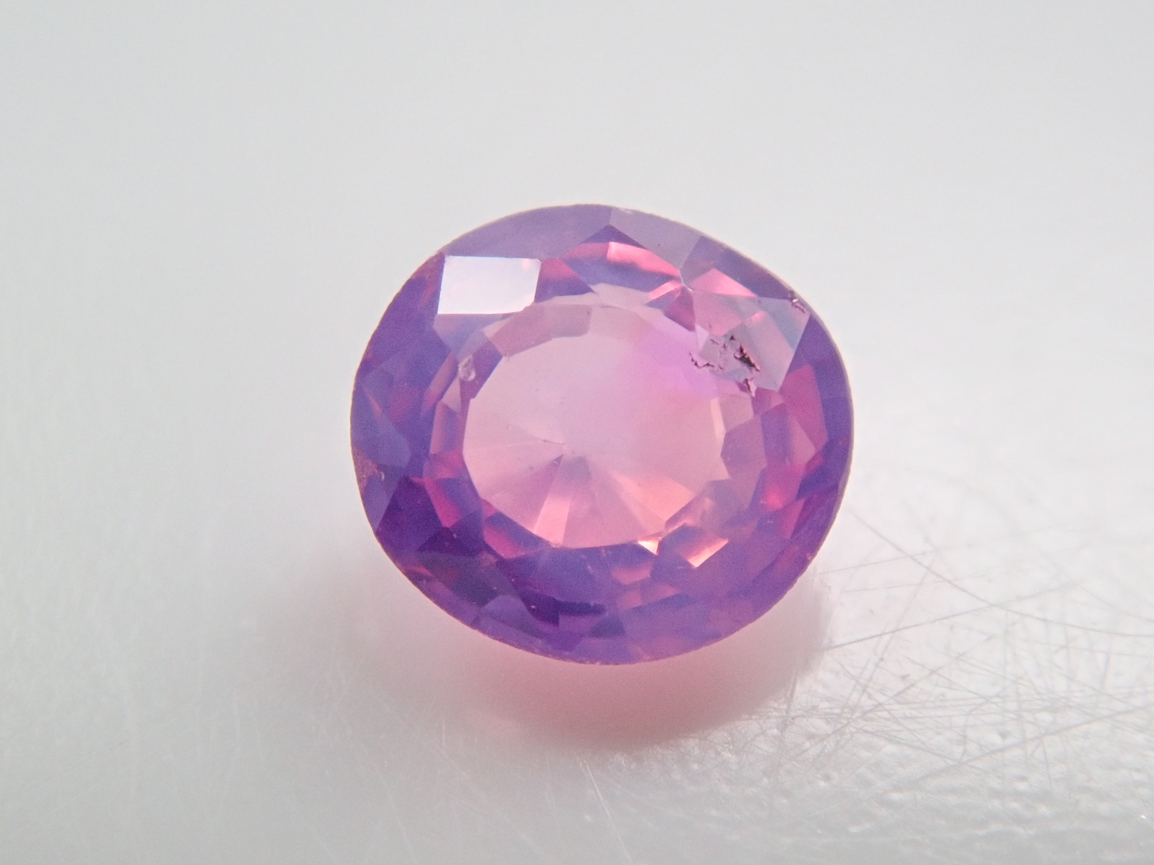 【12546496掲載】ベトナム産非加熱シルキーピンクサファイア 0.161ctルース