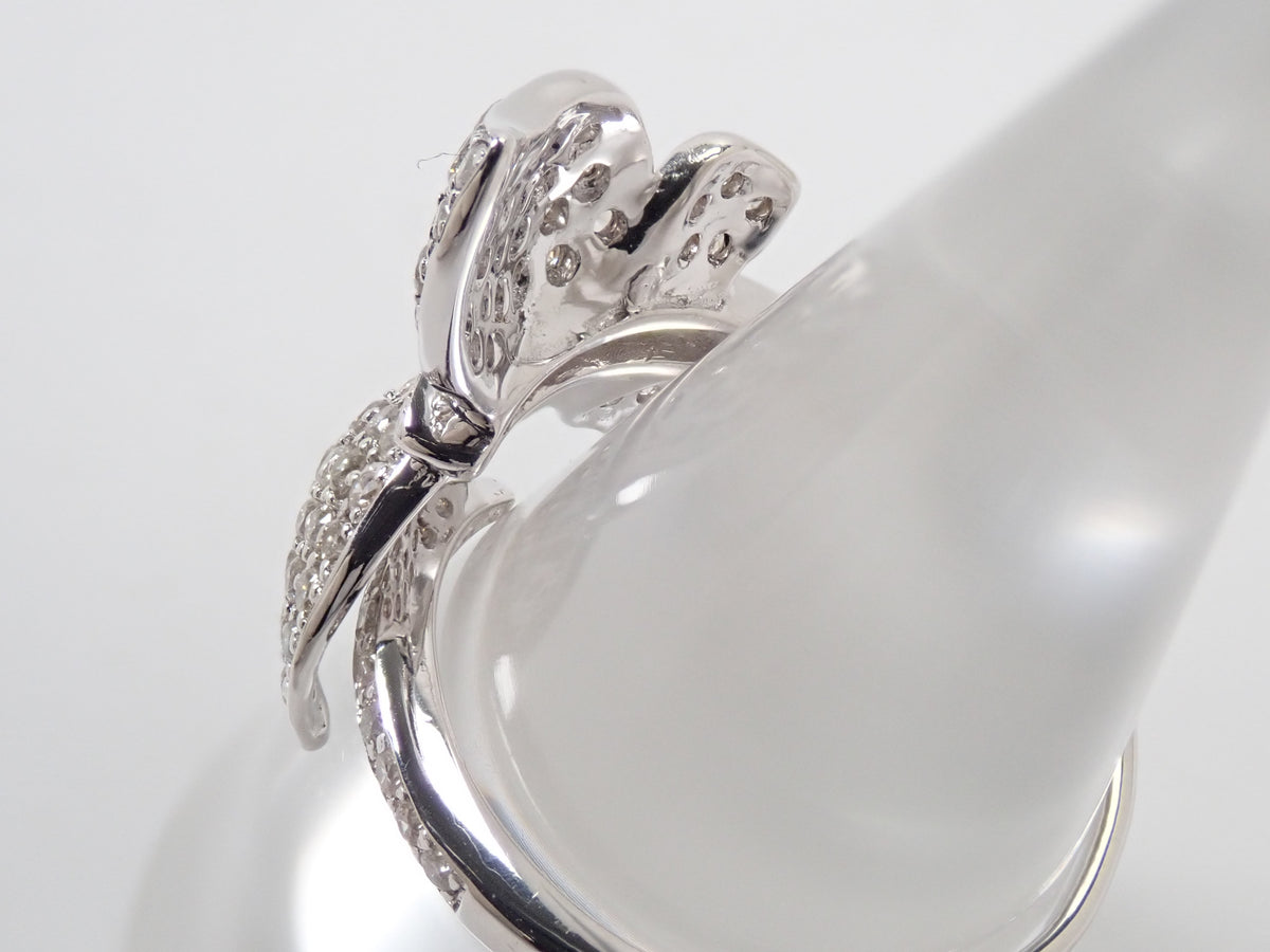【10/26 22時販売】【カラフリ】K18WG ダイヤモンド 0.88ct 蝶モチーフ リング