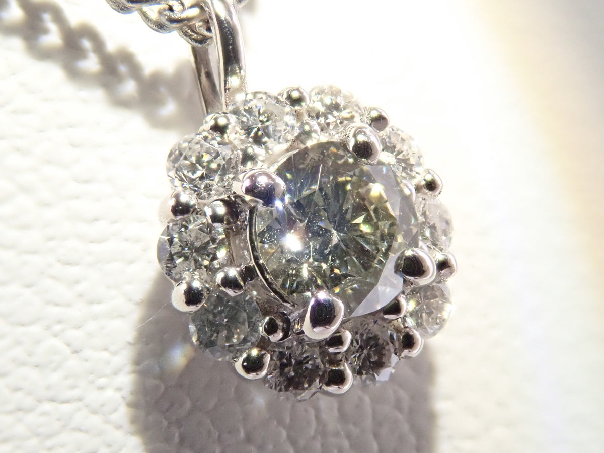 【10/31(土)AM10時〆:抽選販売04】Pt900 カメレオンダイヤモンド(VERY LIGHT GRAYISH YELLOW GREEN) 4.0mm/0.261ct ダイヤモンド 0.22ctペンダントトップ(ネックレストップ)中宝