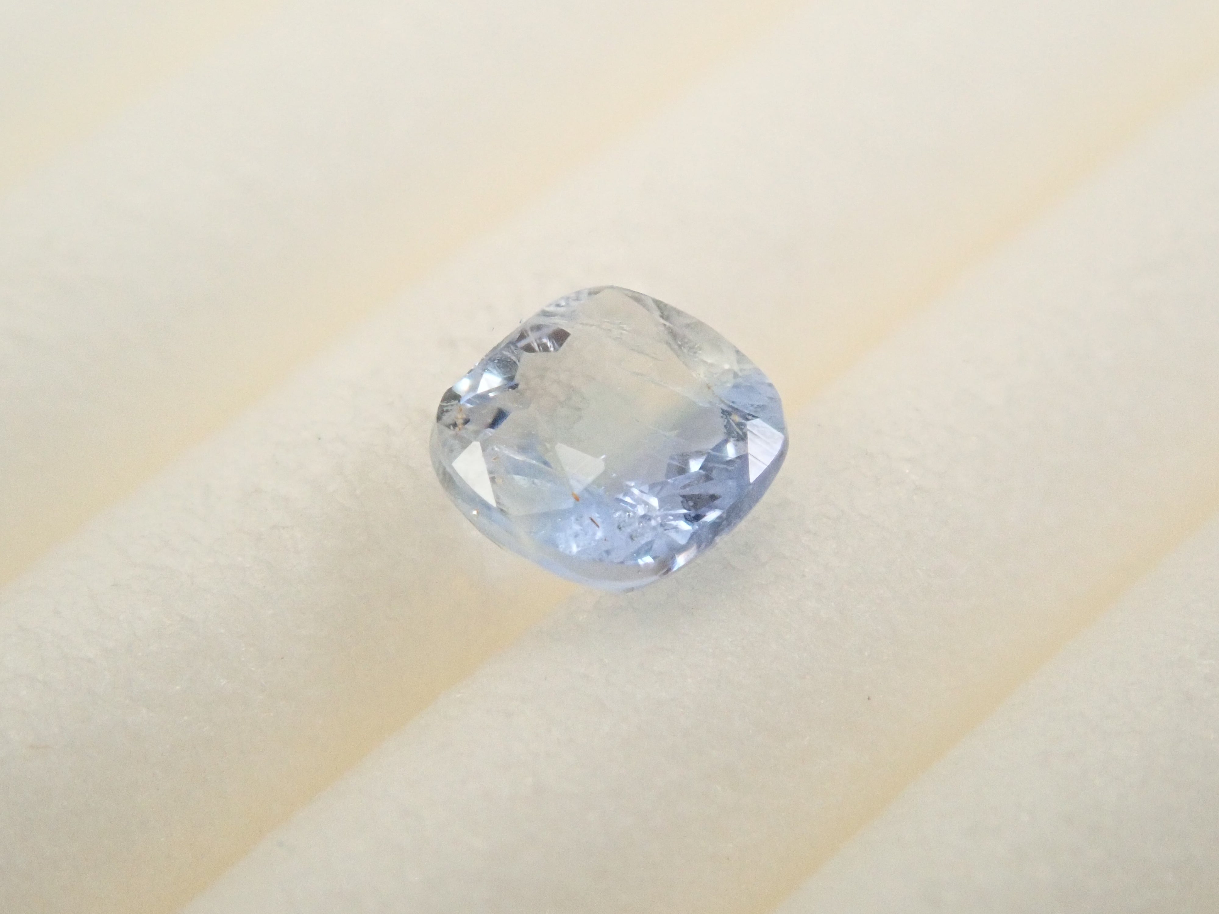 【11/3 22時販売】ナミビア産ジェレメジェバイト 0.176ctルース 鑑別書