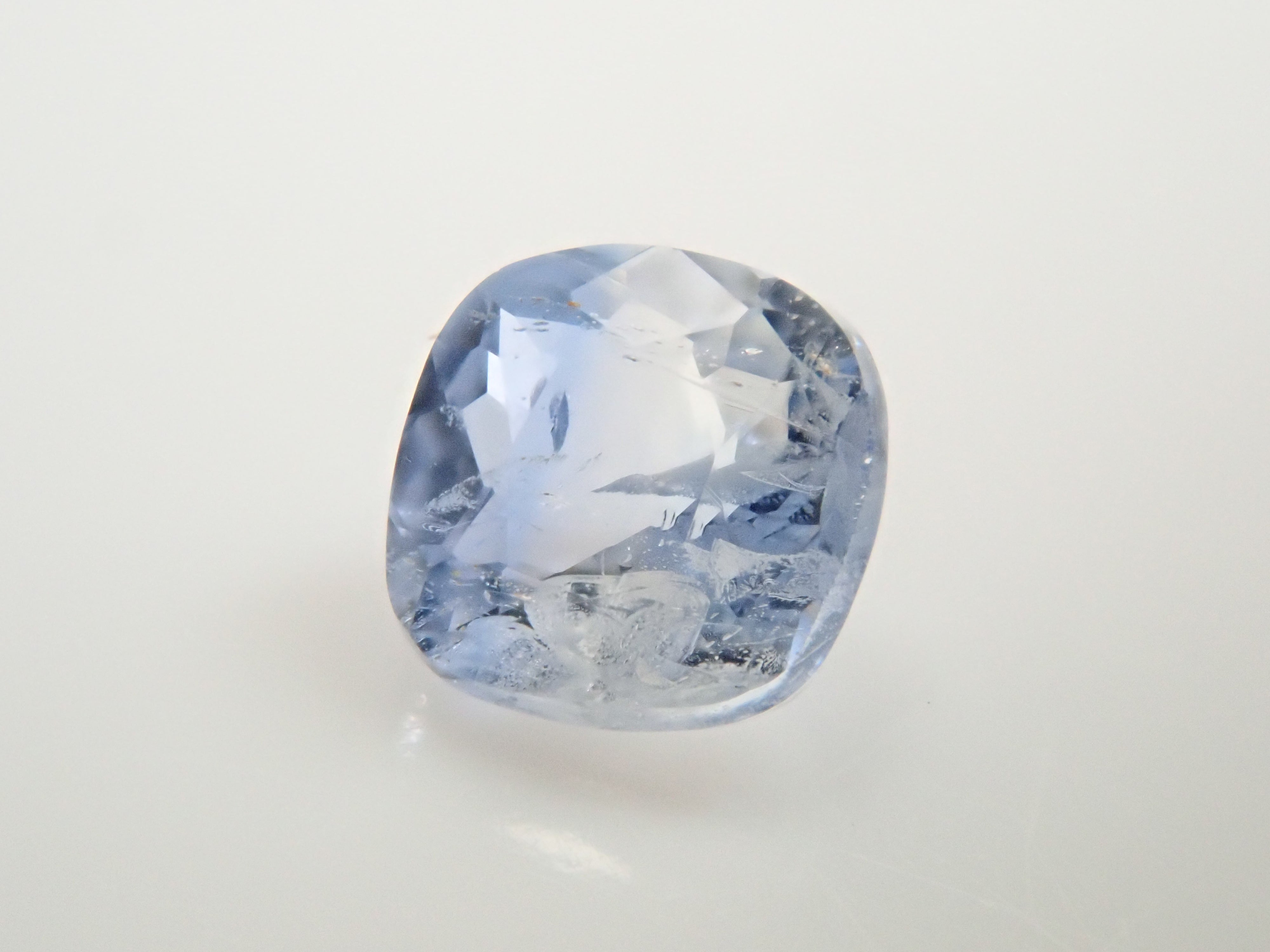 【11/3 22時販売】ナミビア産ジェレメジェバイト 0.176ctルース 鑑別書