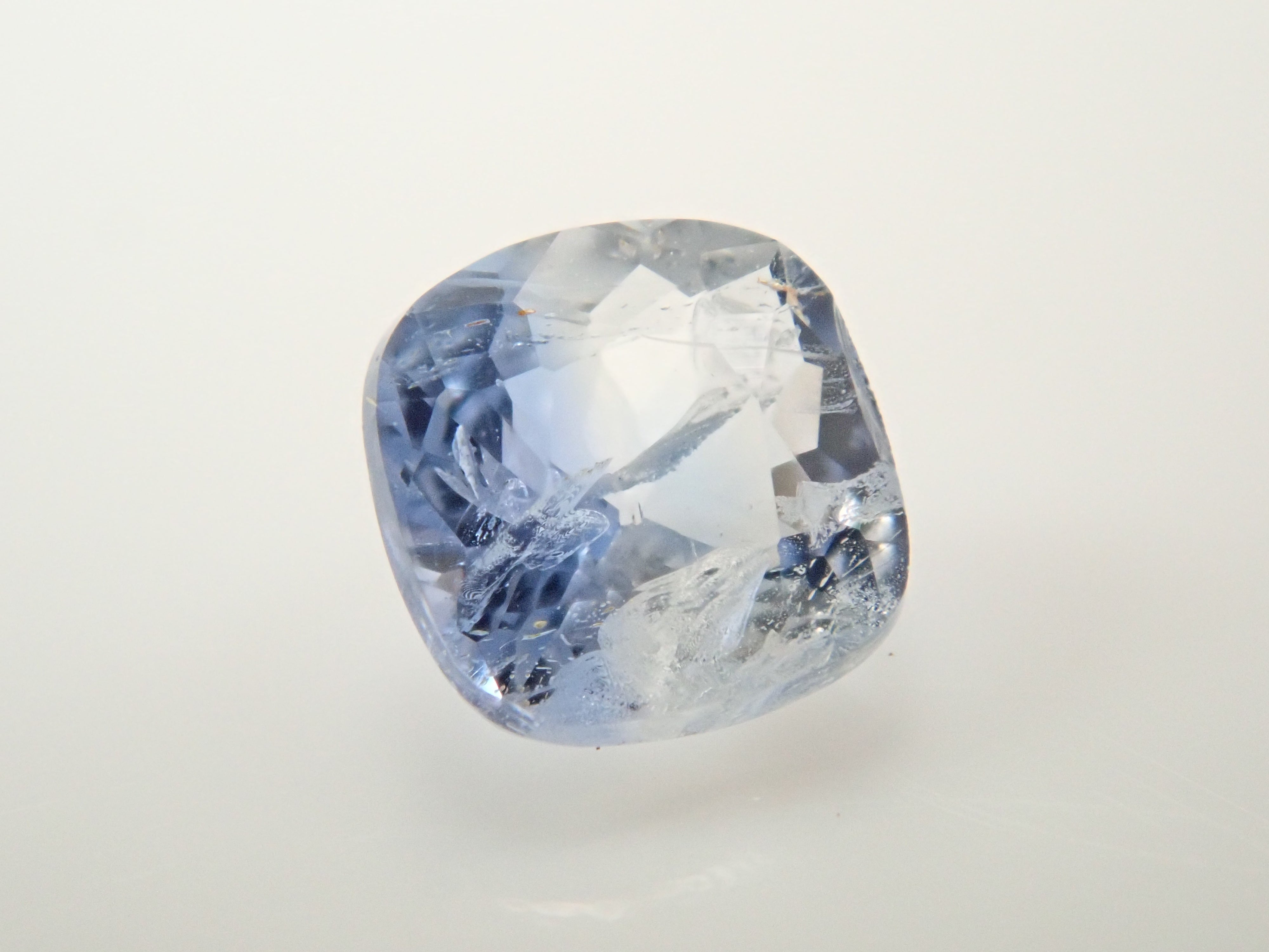 【11/3 22時販売】ナミビア産ジェレメジェバイト 0.176ctルース 鑑別書