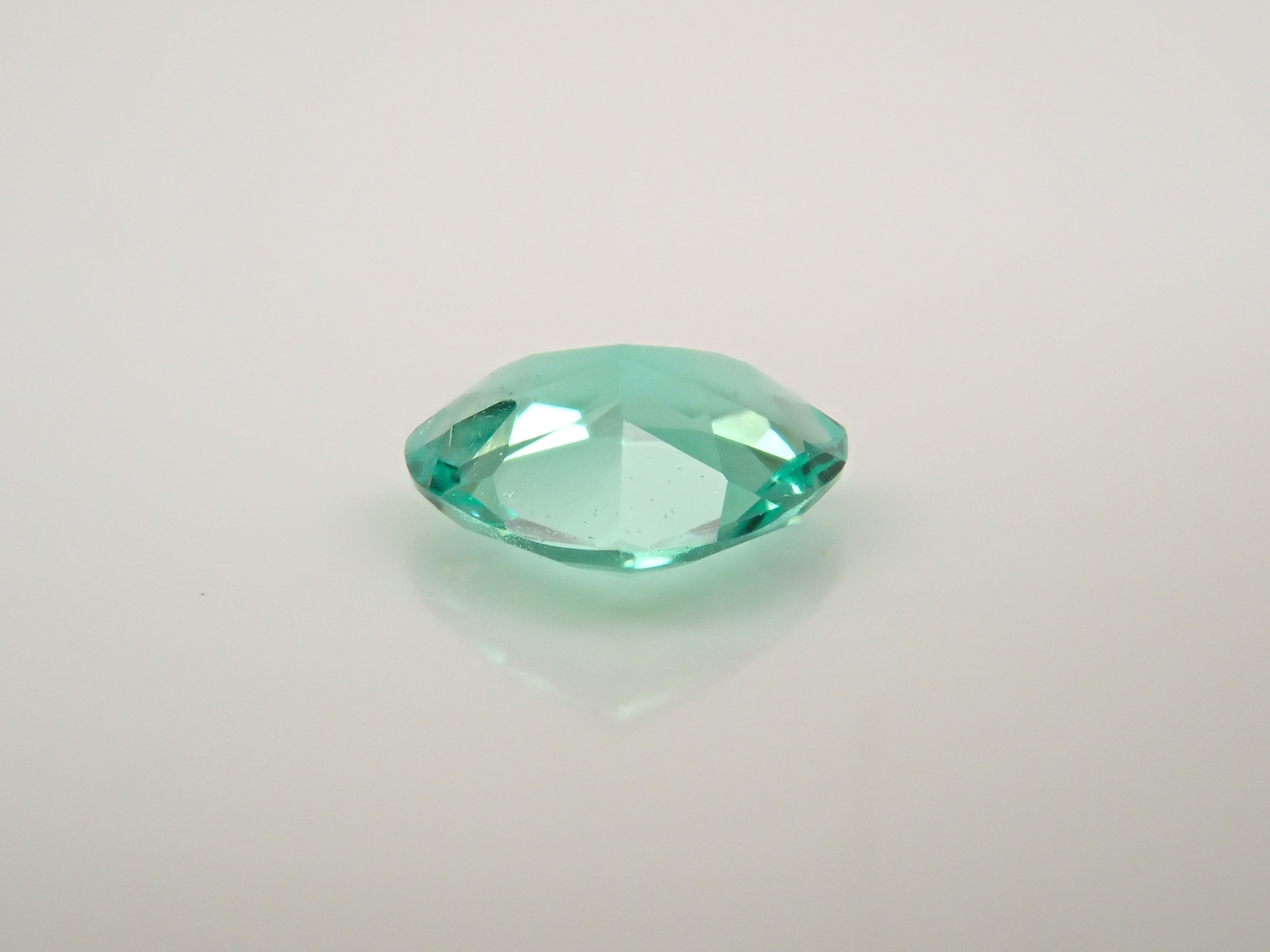 【抽選販売:10/31(金)10時am〆】コロンビア産ノンオイルエメラルド 0.290ctルース GIA