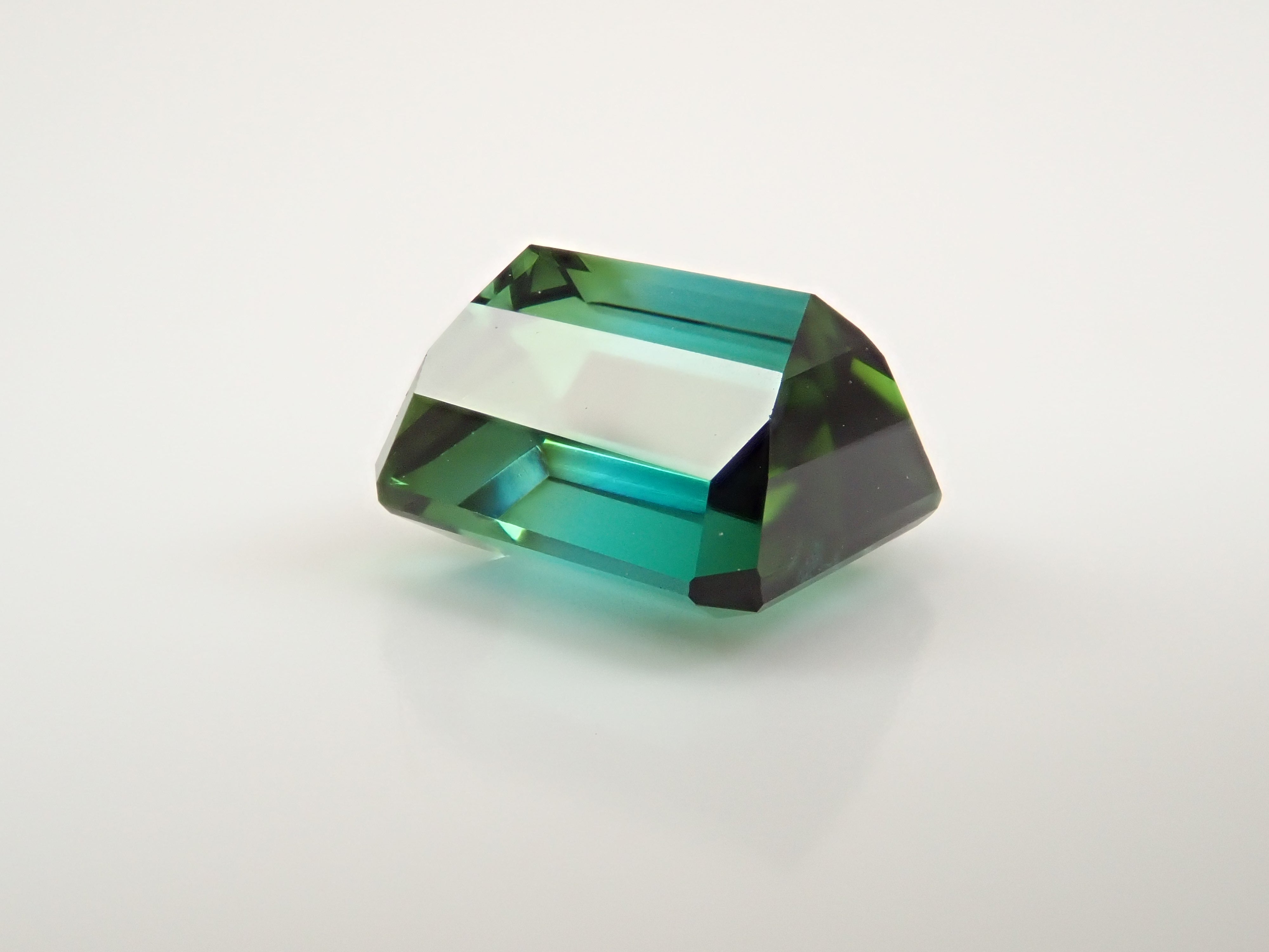 Brazilian bicolor tourmaline 2.341ct loose stone