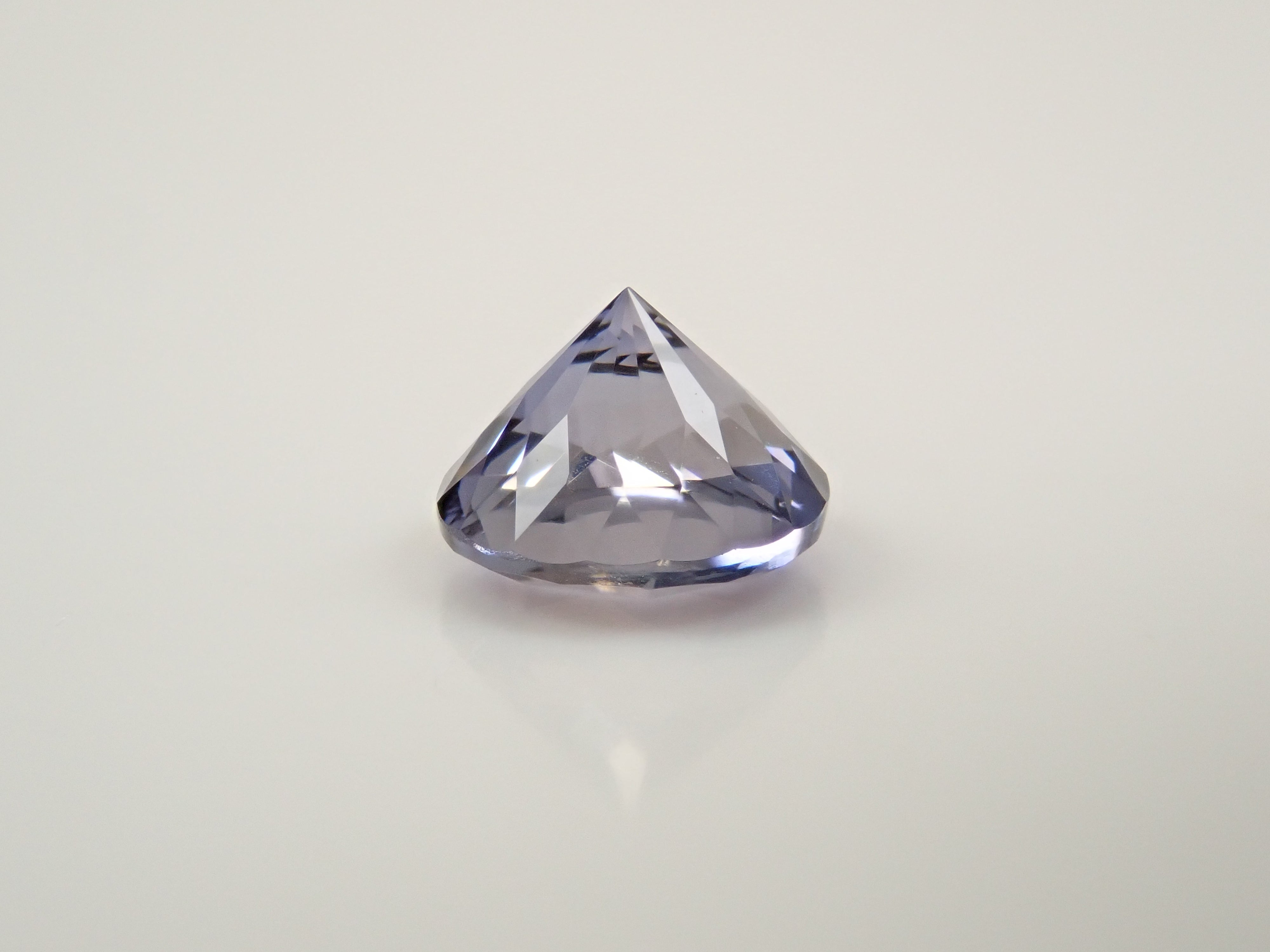 【10/27 22時販売】インド産アイオライト 0.620ctルース