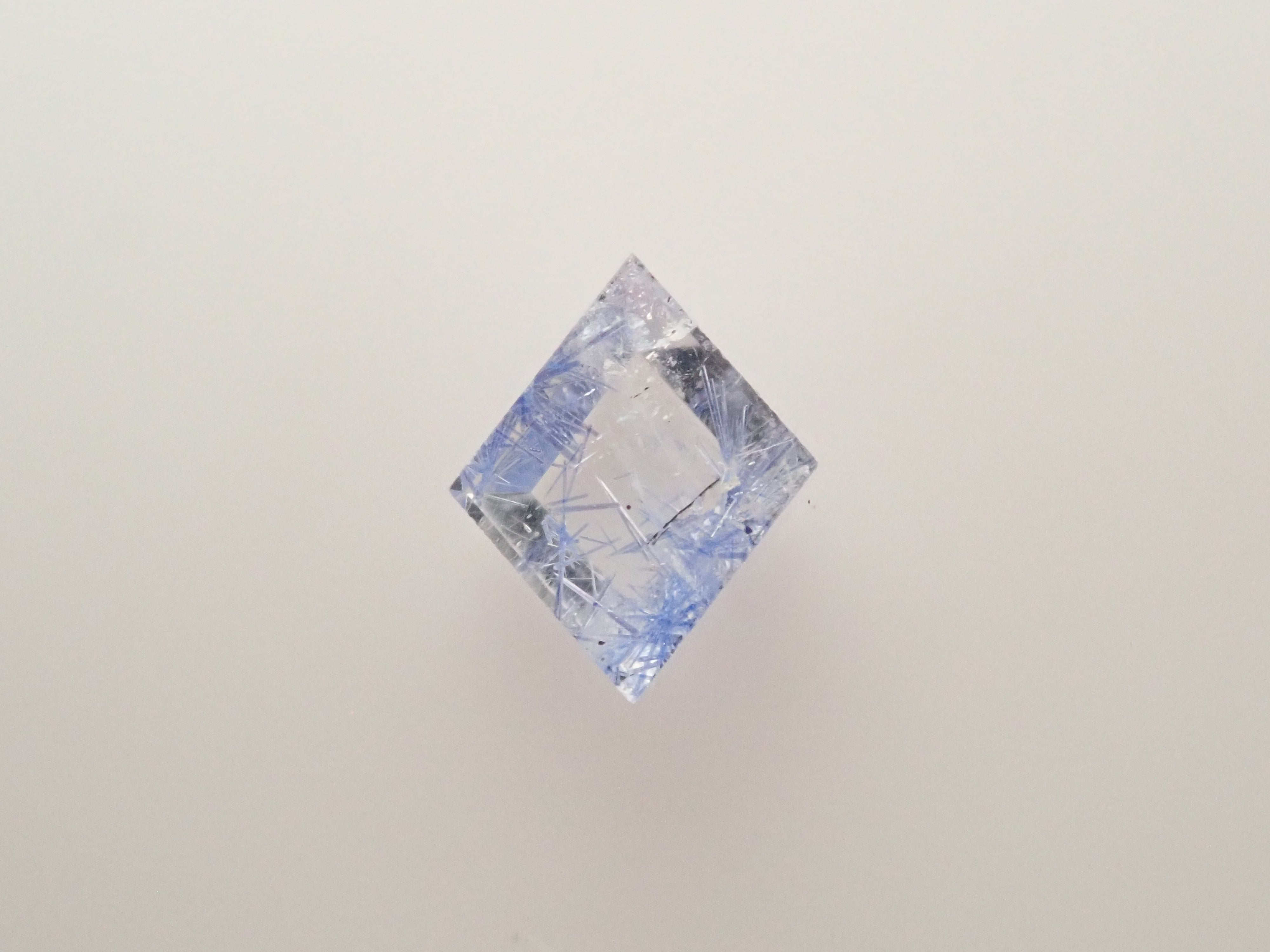 【11/1 22時販売】デュモルチェライトインクォーツ 0.350ctルース